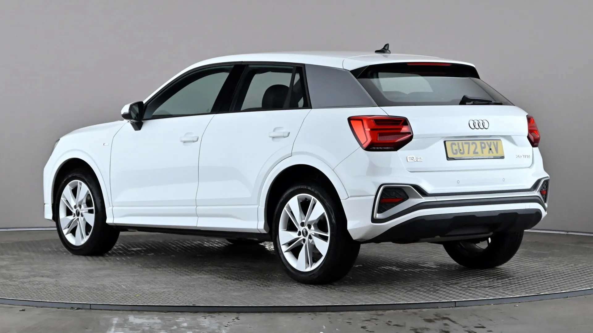 A 2022 AUDI Q2 35 TFSI S Line S Tronic A 2022 AUDI Q2 35 TFSI S Line S Tronic