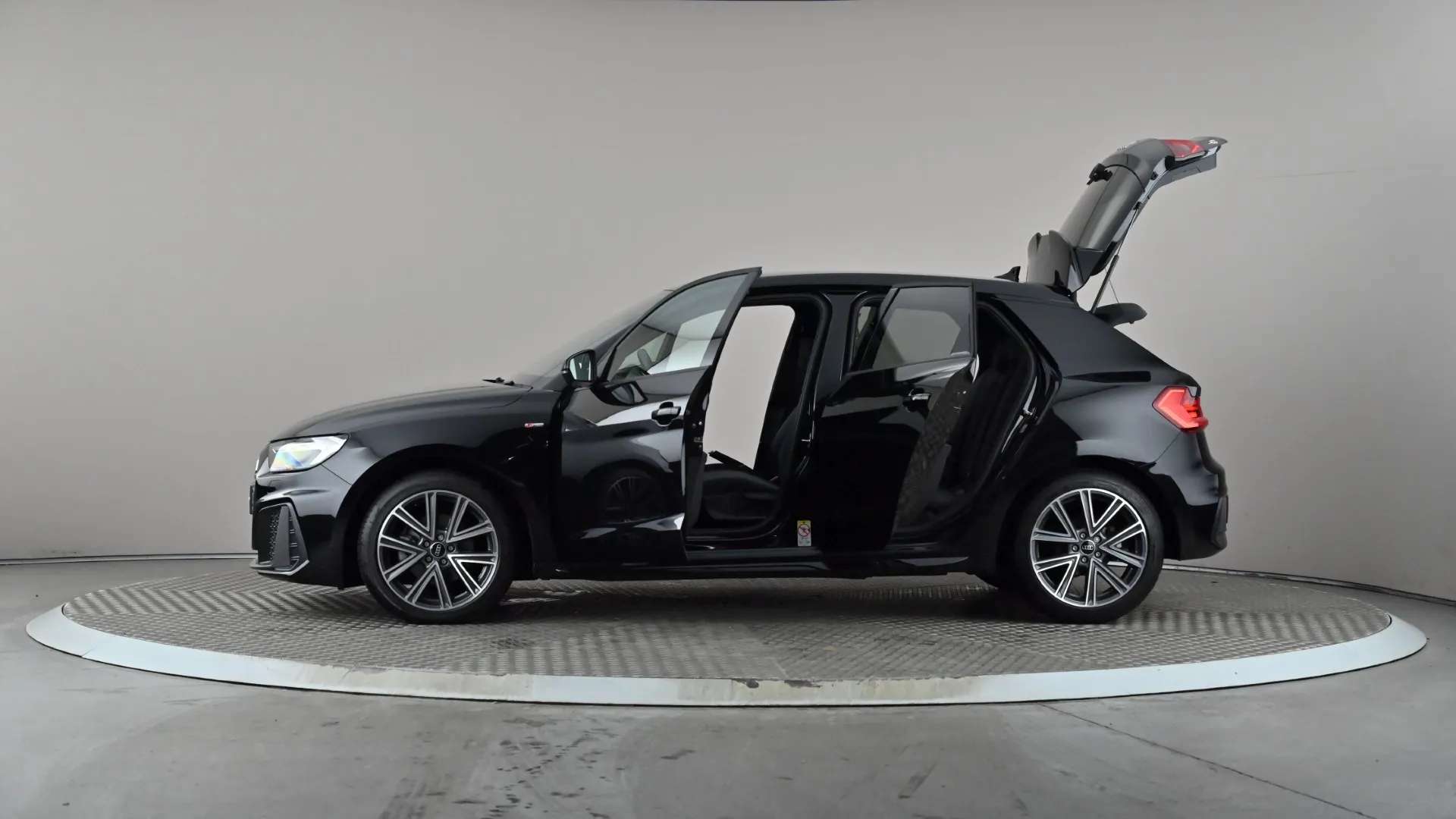 2024 AUDI A1 2024 AUDI A1