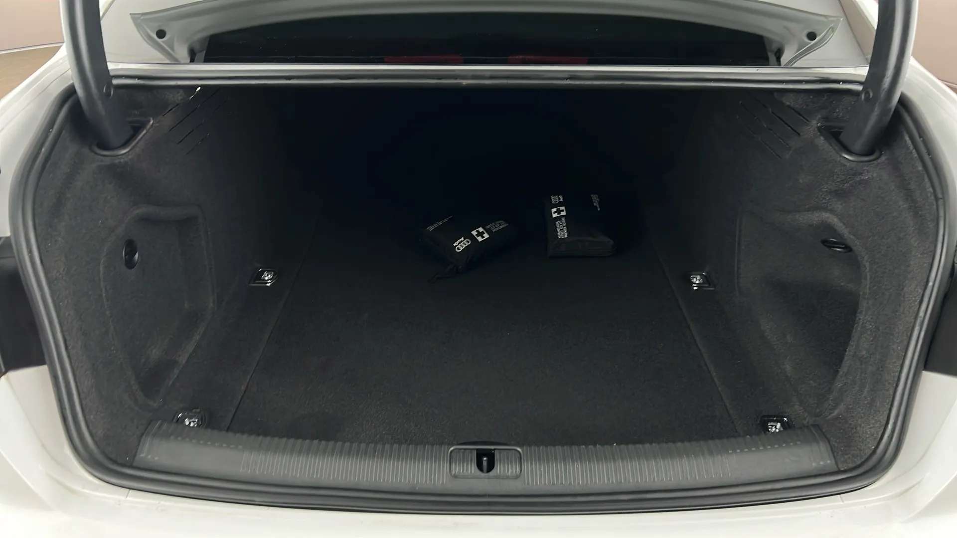 2022 AUDI A4 2022 AUDI A4