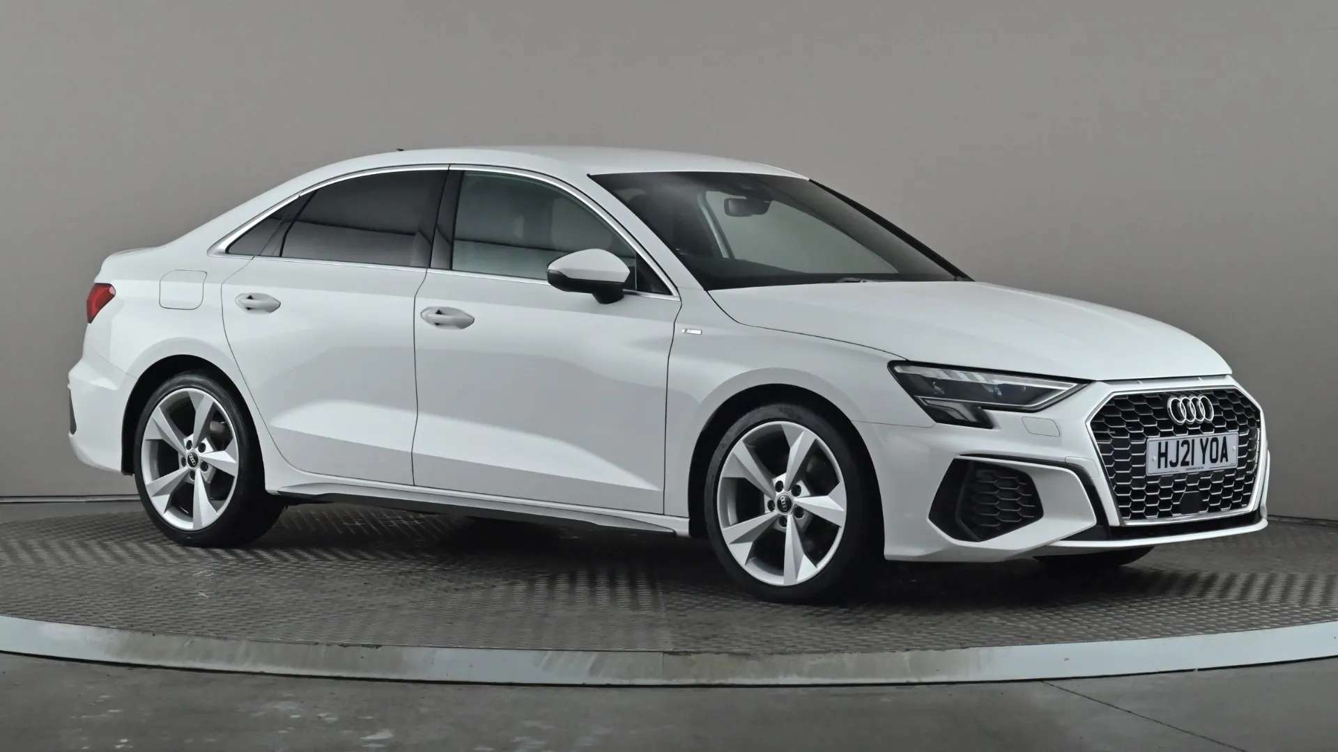 A 2021 AUDI A3 35 TFSI S Line S Tronic A 2021 AUDI A3 35 TFSI S Line S Tronic