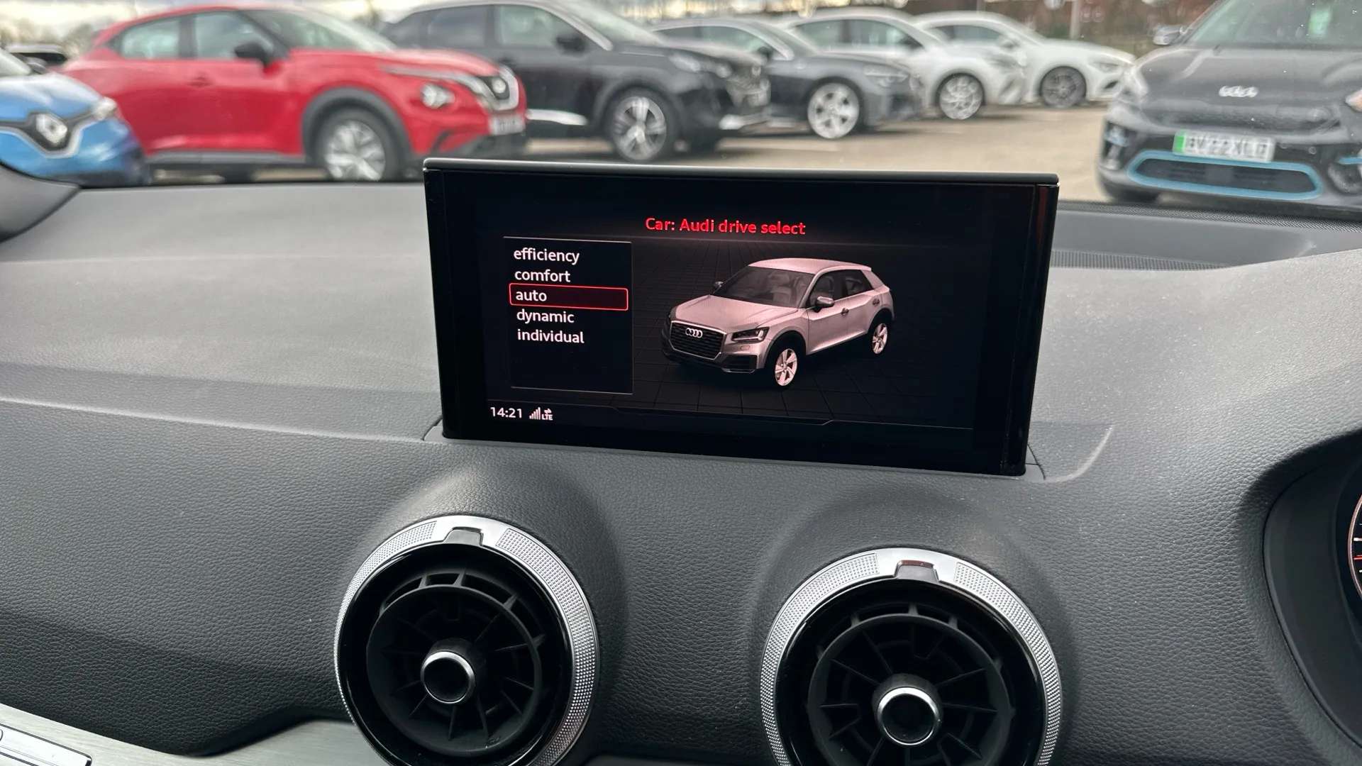 2022 AUDI Q2 2022 AUDI Q2