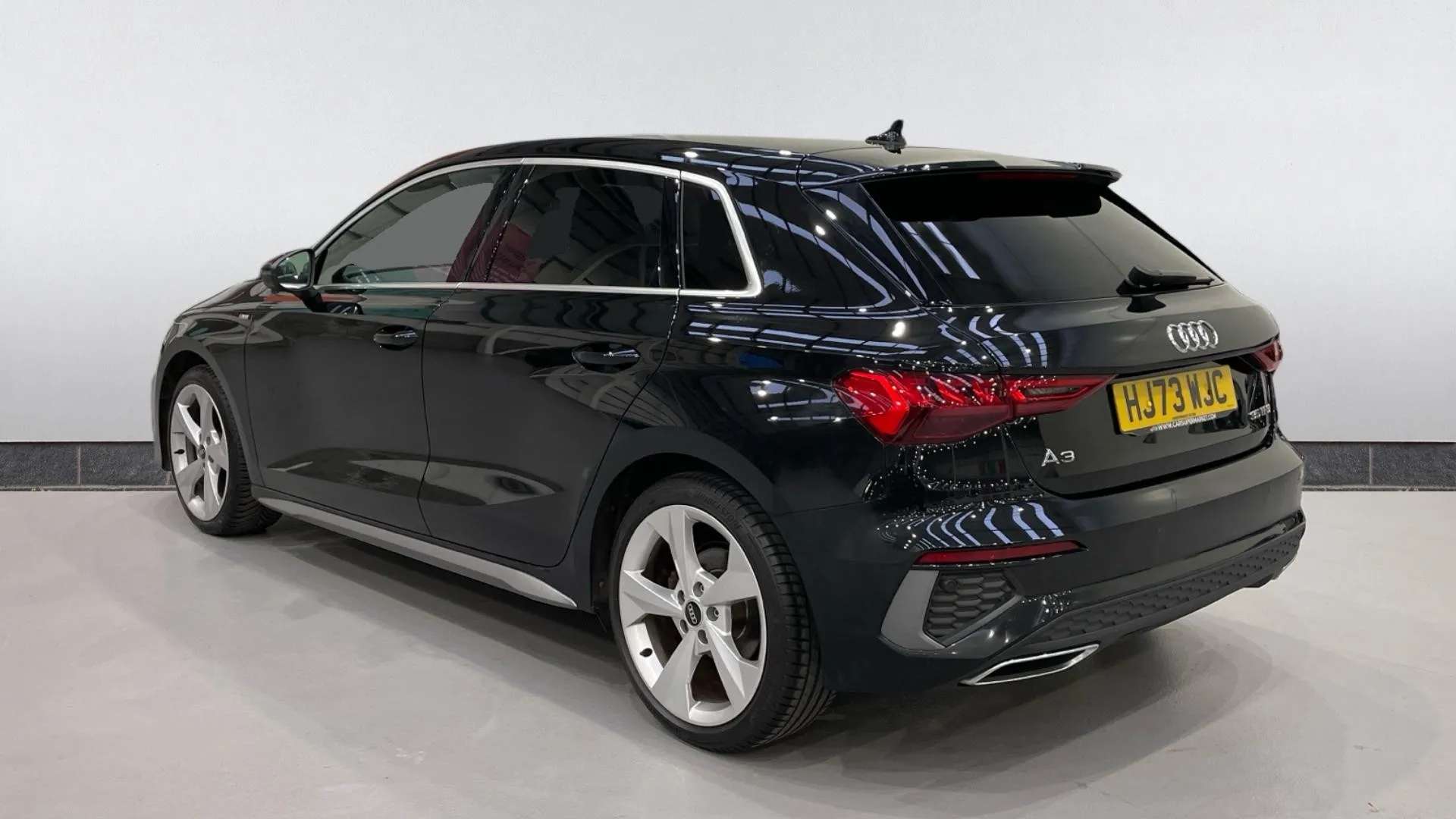 A 2023 AUDI A3 35 TFSI S Line S Tronic A 2023 AUDI A3 35 TFSI S Line S Tronic