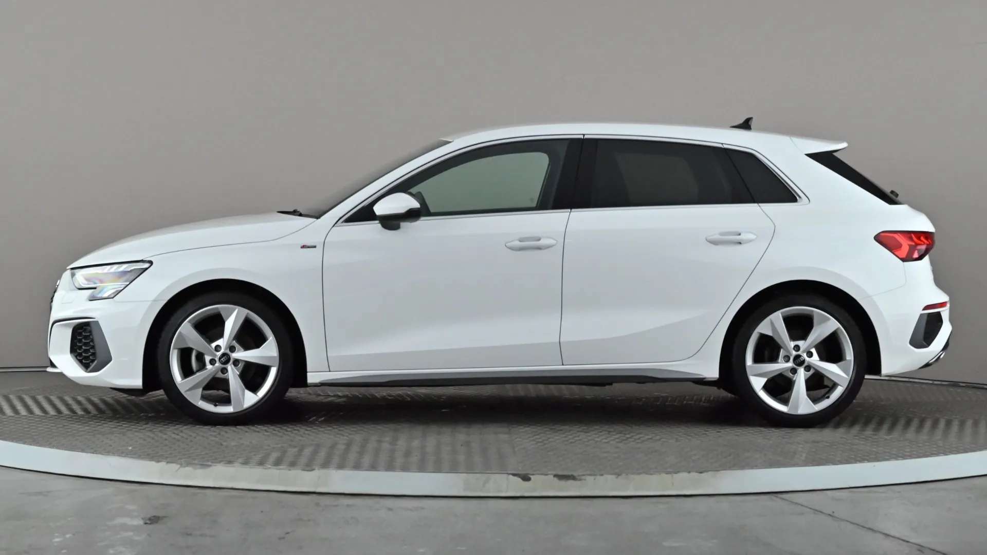 A 2023 AUDI A3 35 TFSI S Line S Tronic A 2023 AUDI A3 35 TFSI S Line S Tronic