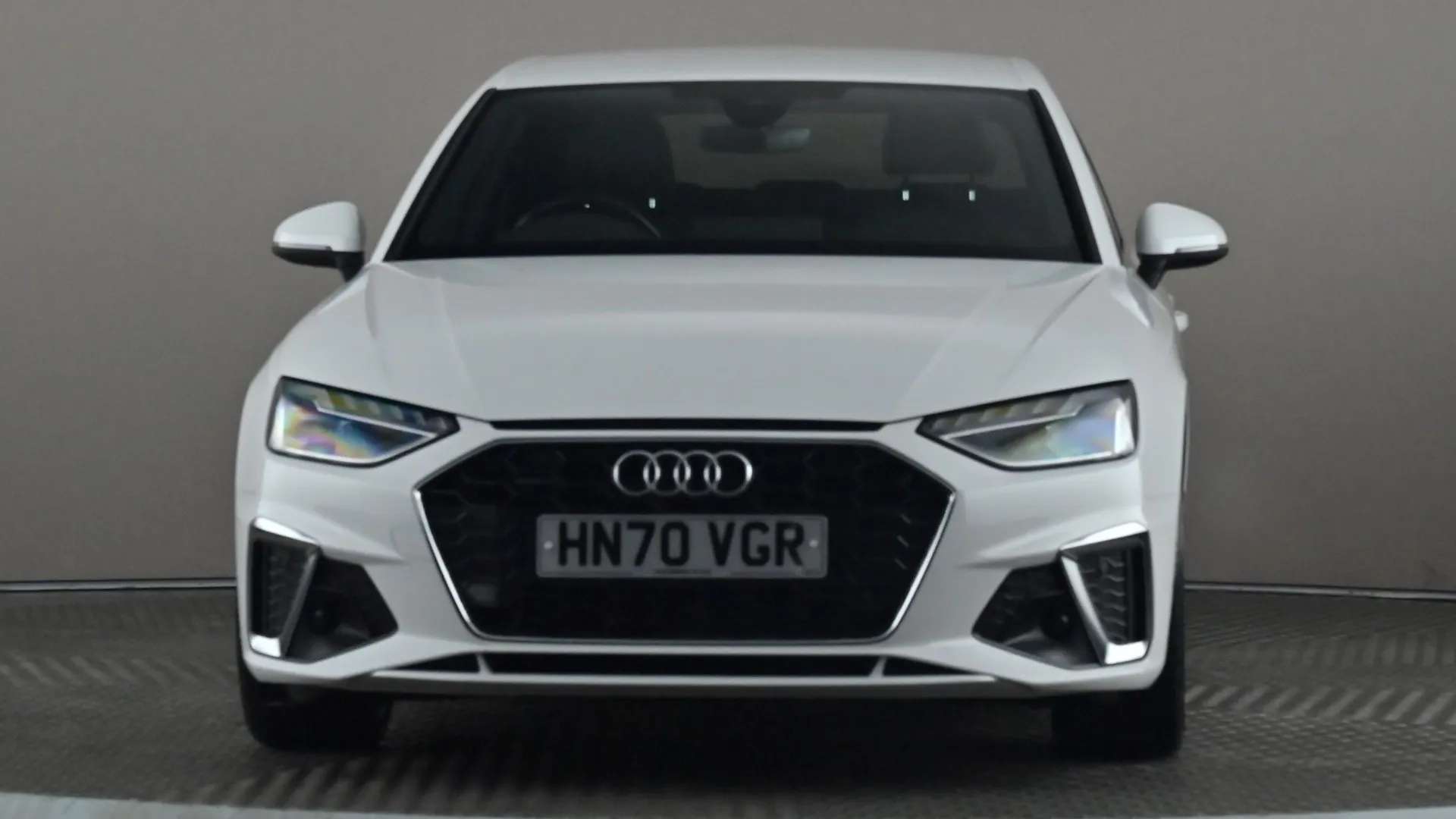 A 2020 AUDI A4 45 TFSI 265 Quattro S Line S Tronic A 2020 AUDI A4 45 TFSI 265 Quattro S Line S Tronic