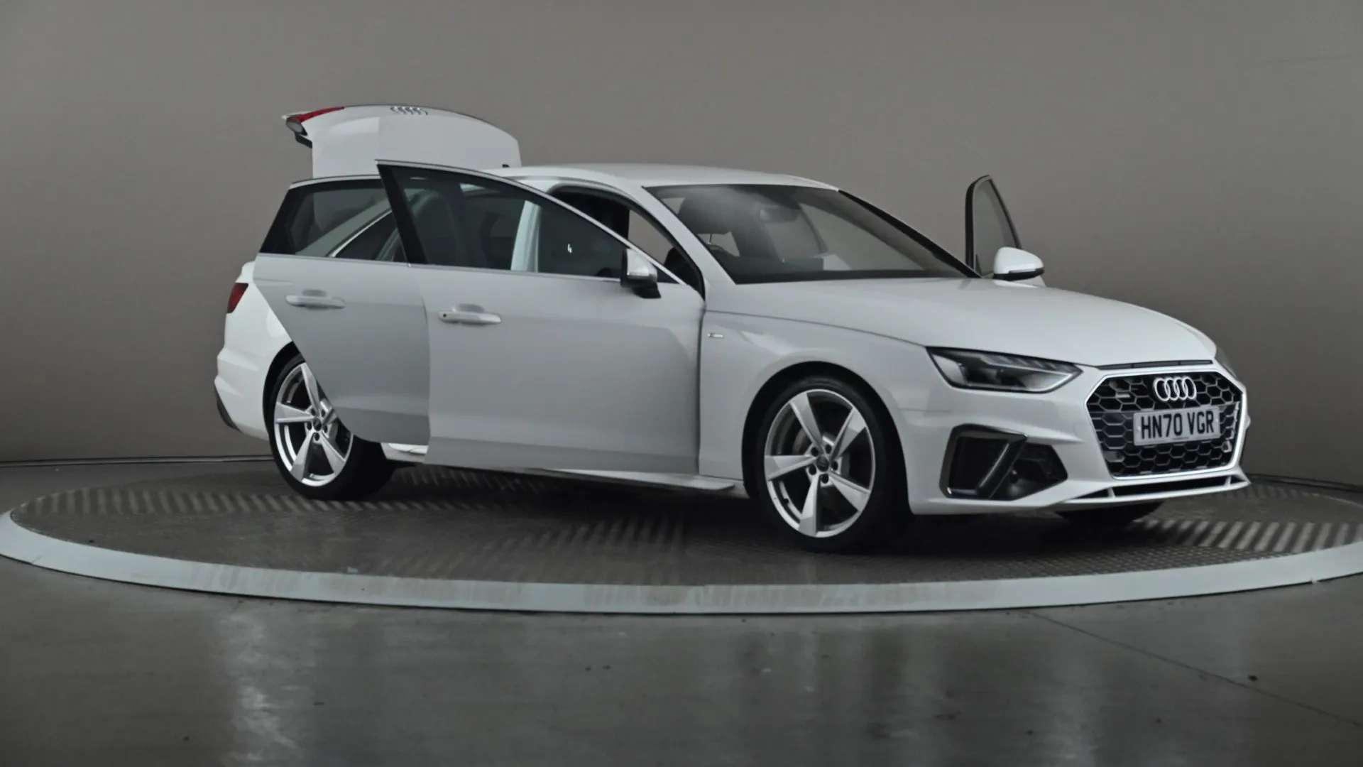2020 AUDI A4 2020 AUDI A4