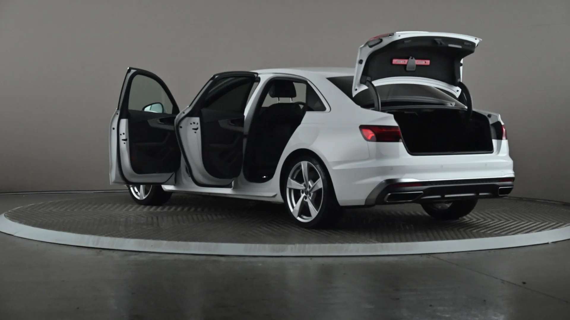 2020 AUDI A4 2020 AUDI A4