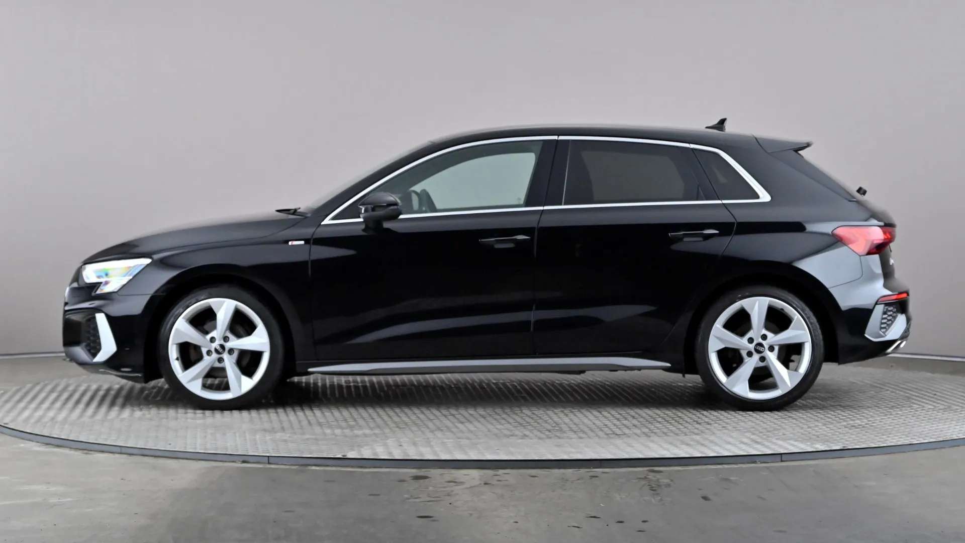 A 2023 AUDI A3 35 TFSI S Line S Tronic A 2023 AUDI A3 35 TFSI S Line S Tronic
