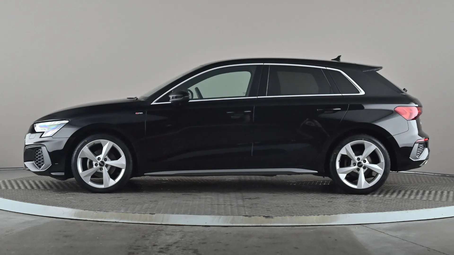 A 2023 AUDI A3 35 TFSI S Line S Tronic A 2023 AUDI A3 35 TFSI S Line S Tronic