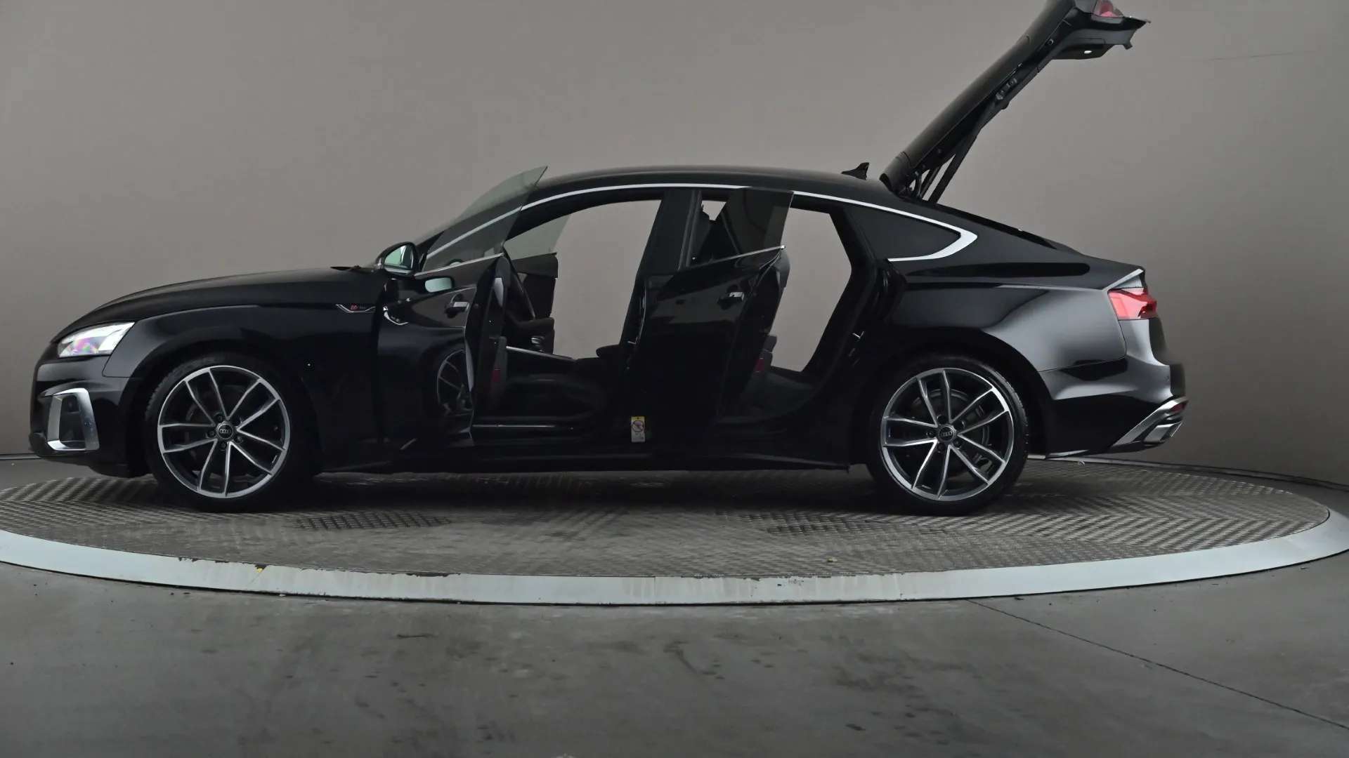 2022 AUDI A5 2022 AUDI A5