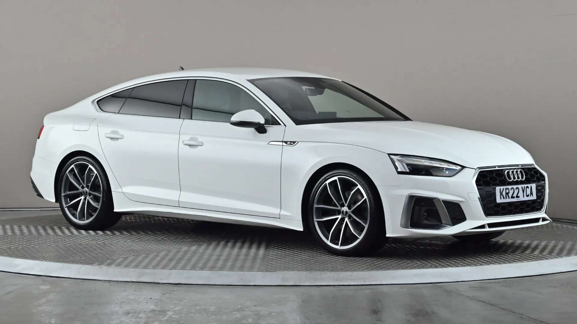 A 2022 AUDI A5 35 TDI S Line S Tronic A 2022 AUDI A5 35 TDI S Line S Tronic