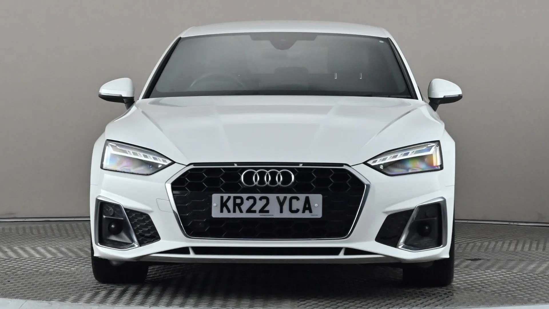 A 2022 AUDI A5 35 TDI S Line S Tronic A 2022 AUDI A5 35 TDI S Line S Tronic