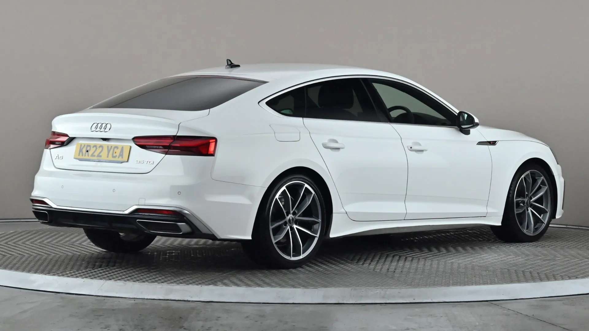 2022 AUDI A5 2022 AUDI A5