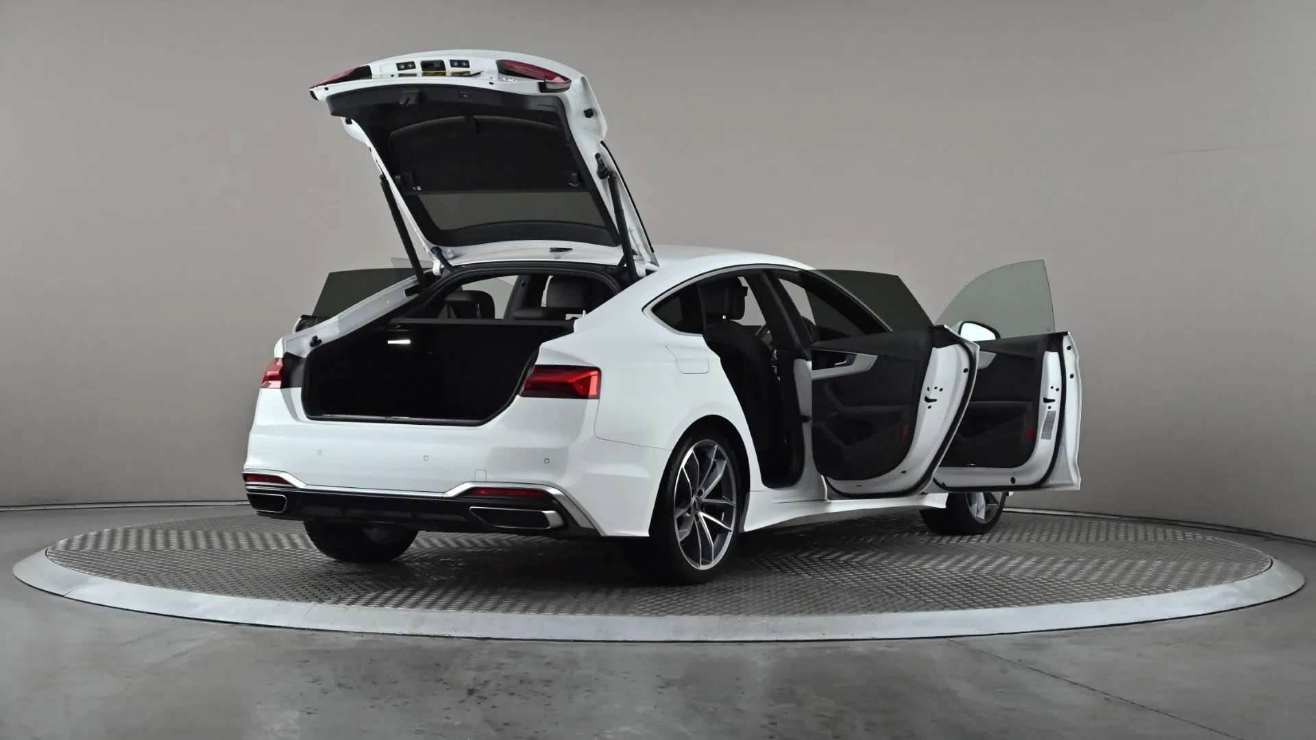 2022 AUDI A5 2022 AUDI A5