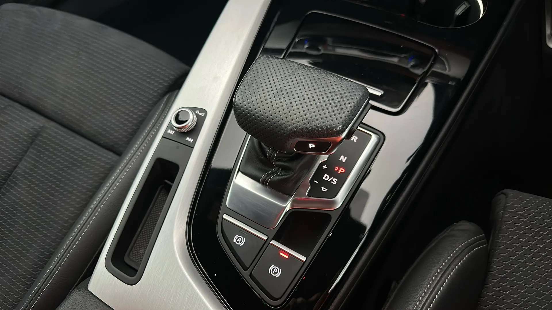 2022 AUDI A5 2022 AUDI A5