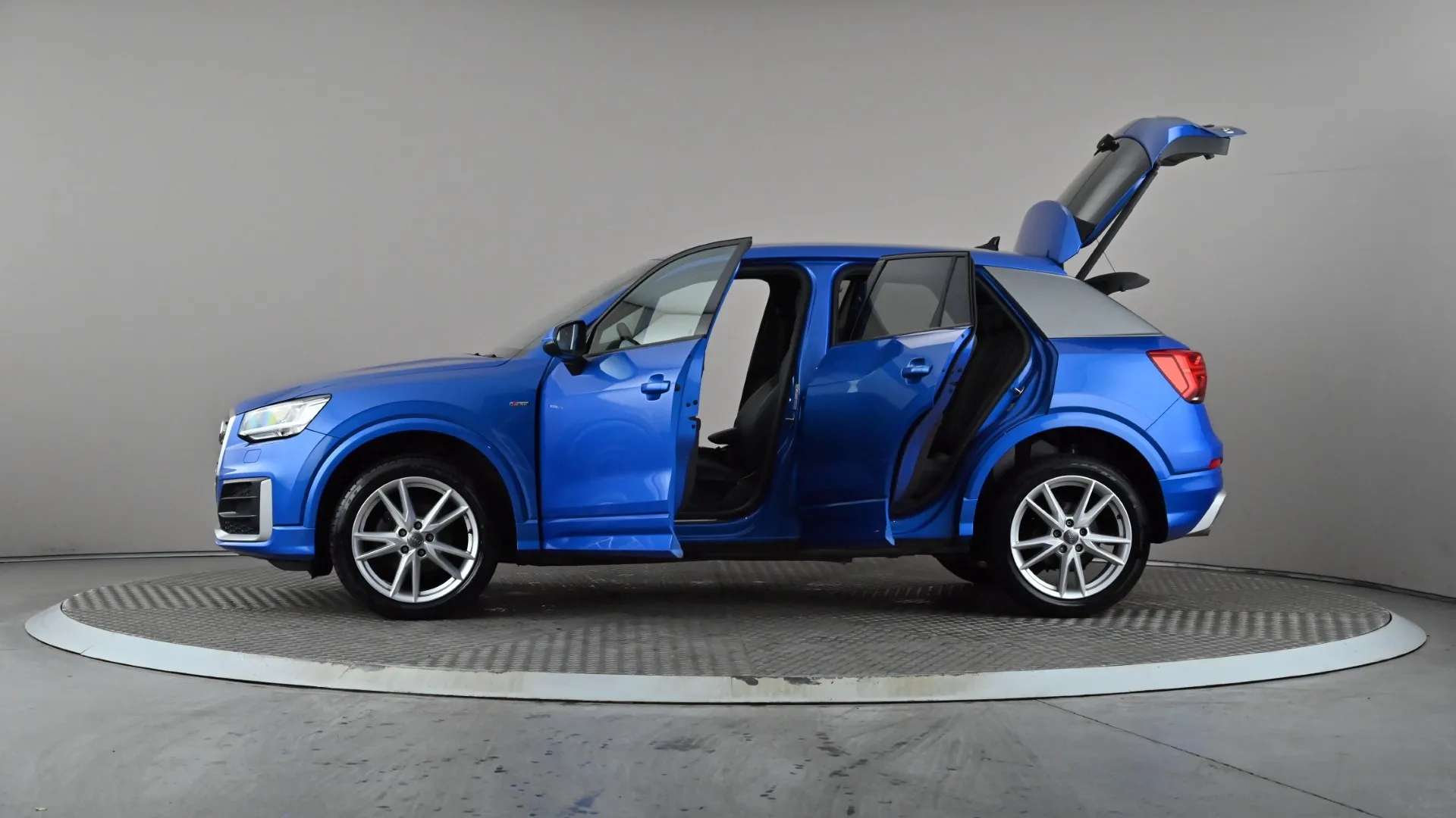 2019 AUDI Q2 2019 AUDI Q2