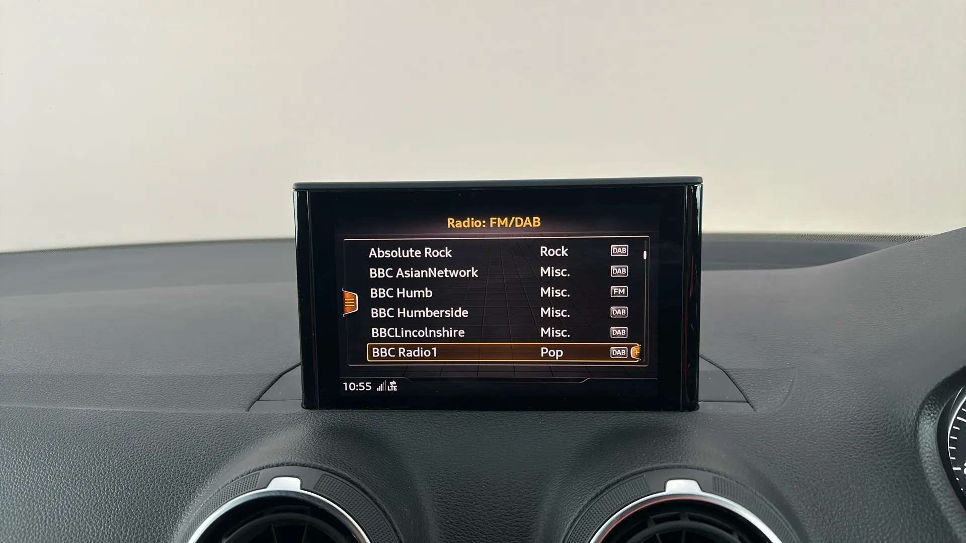 2019 AUDI Q2 2019 AUDI Q2