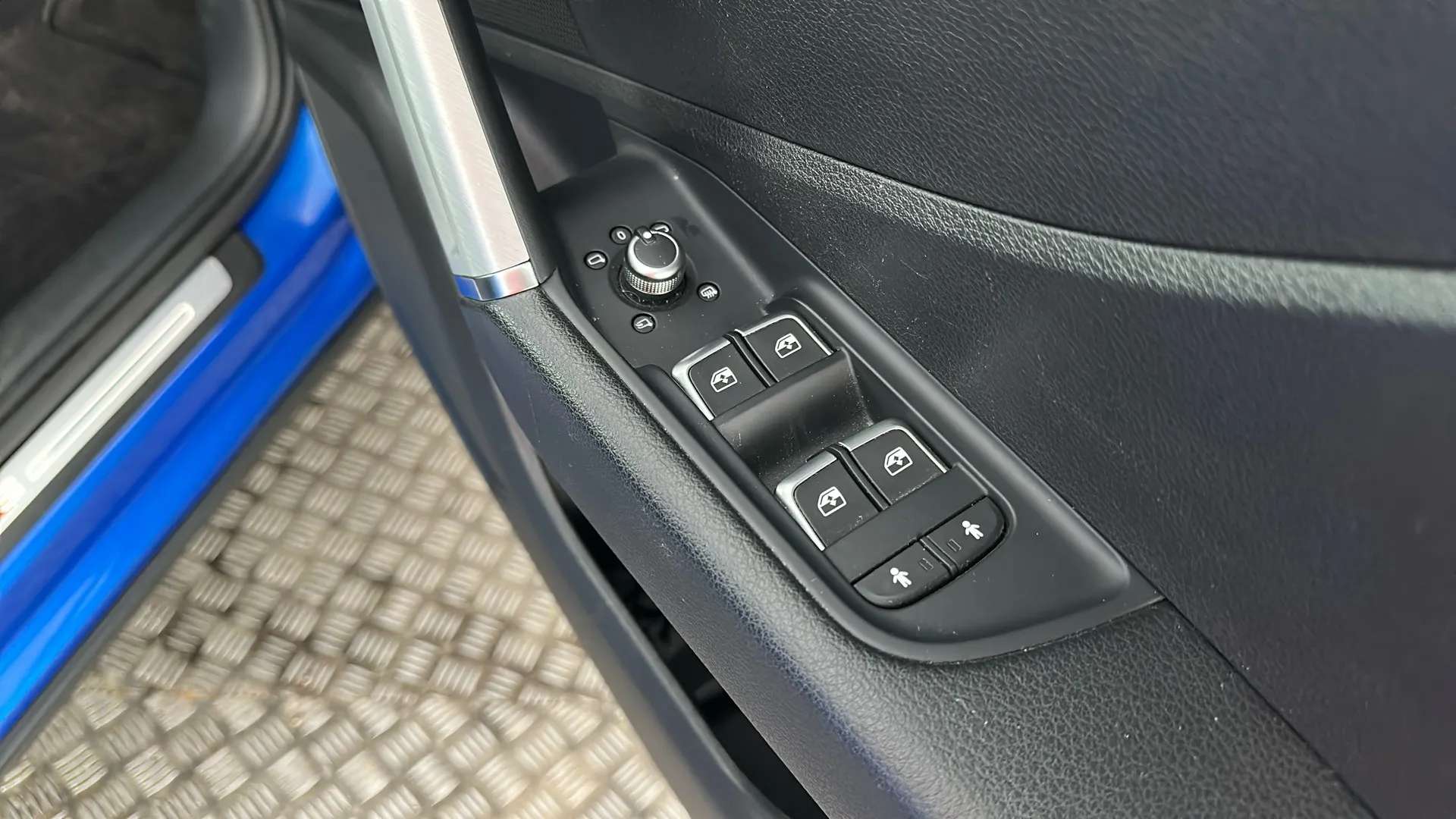 2019 AUDI Q2 2019 AUDI Q2