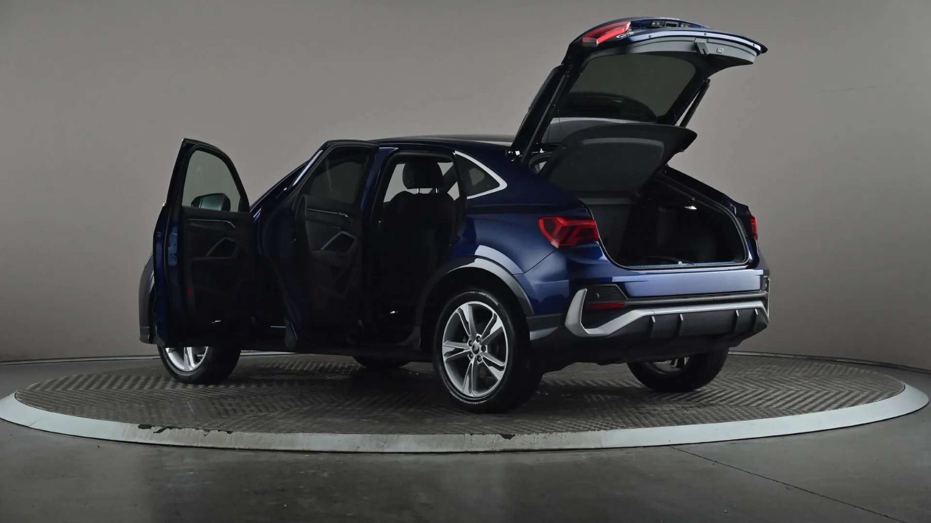 2022 AUDI Q3 2022 AUDI Q3