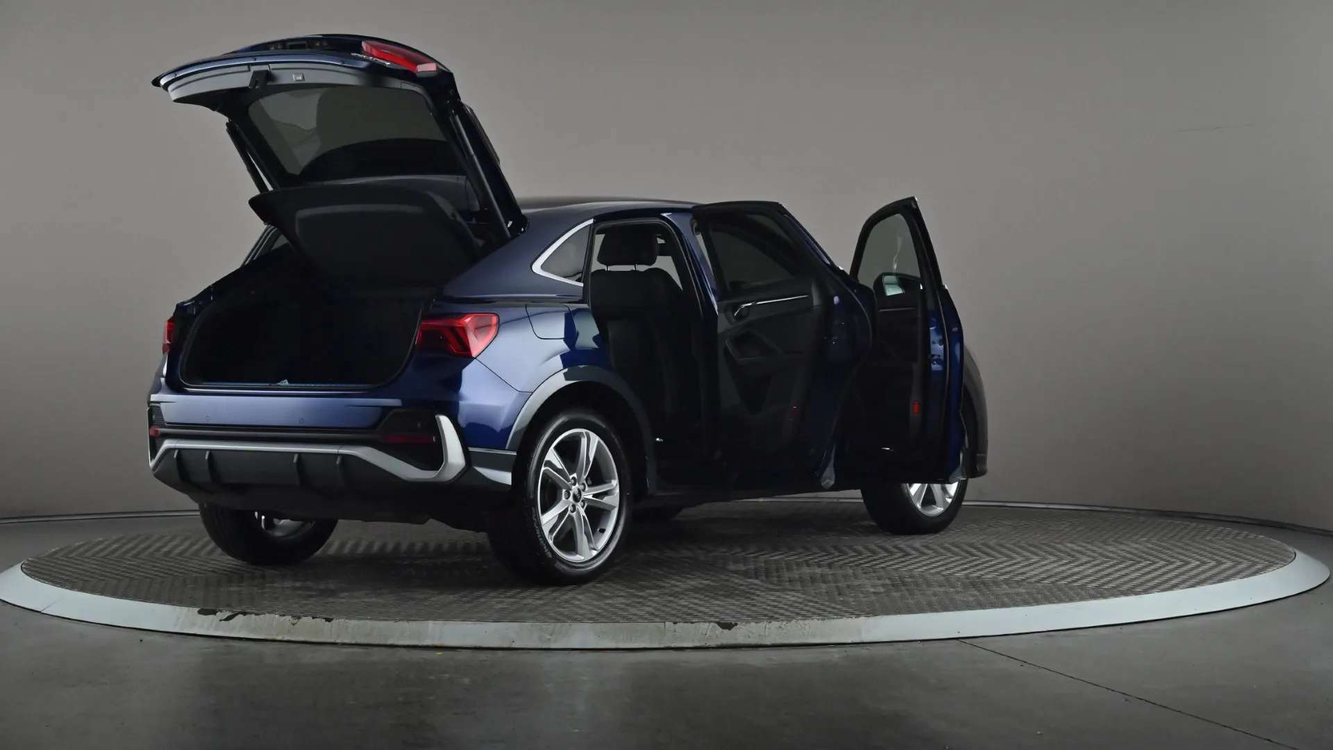 2022 AUDI Q3 2022 AUDI Q3