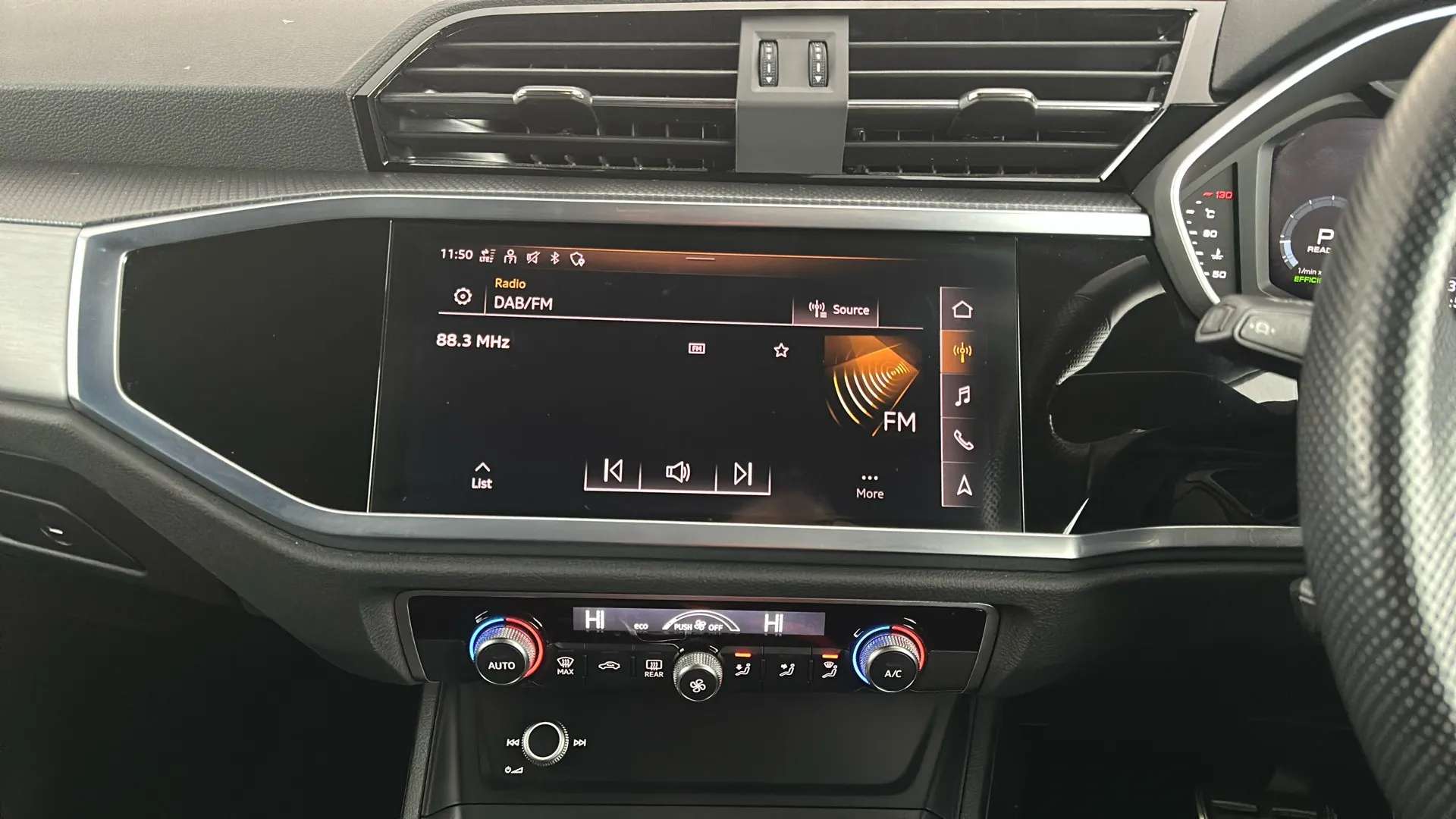 2022 AUDI Q3 2022 AUDI Q3