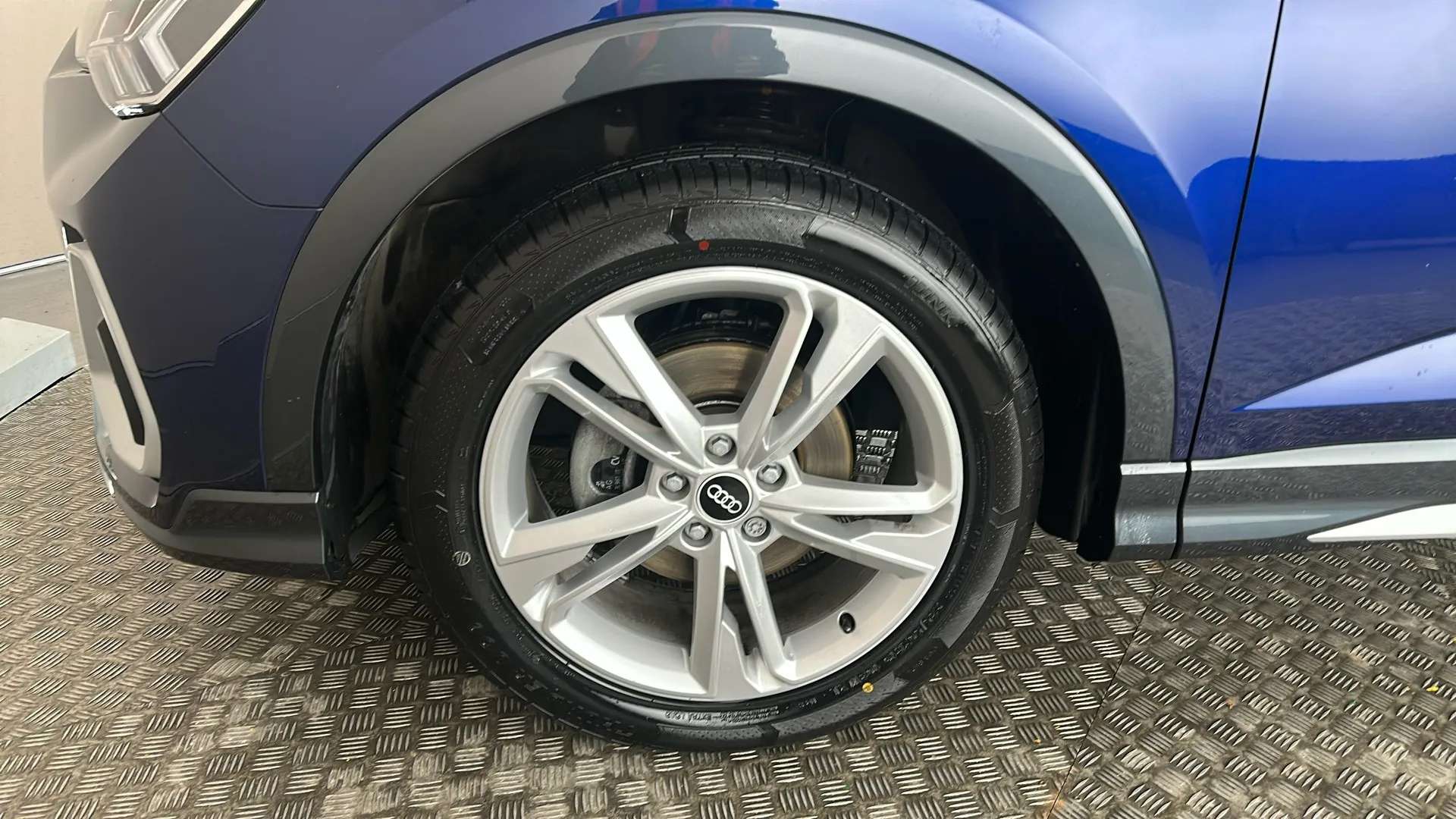 2022 AUDI Q3 2022 AUDI Q3