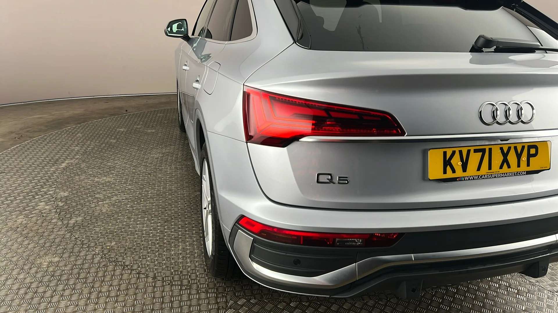 2021 AUDI Q5 2021 AUDI Q5