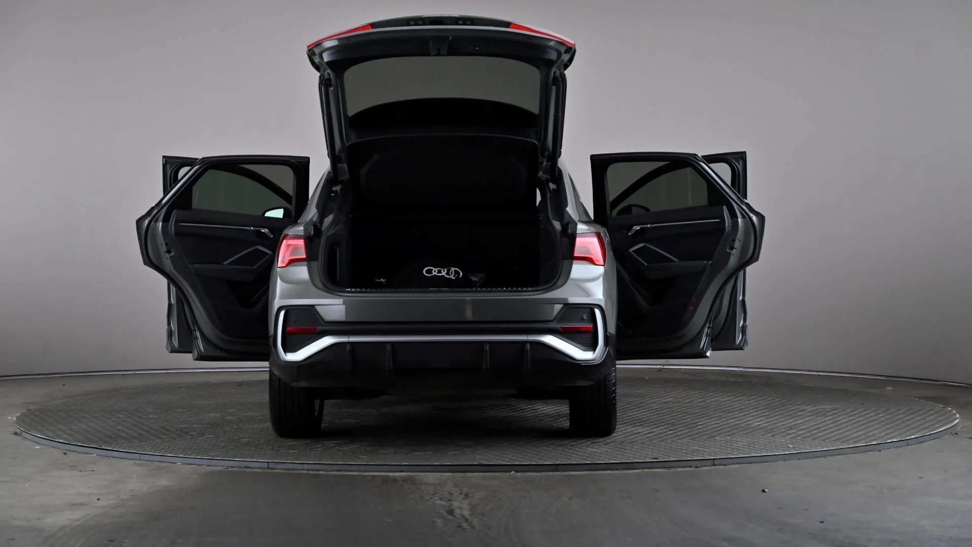 2024 AUDI Q3 2024 AUDI Q3