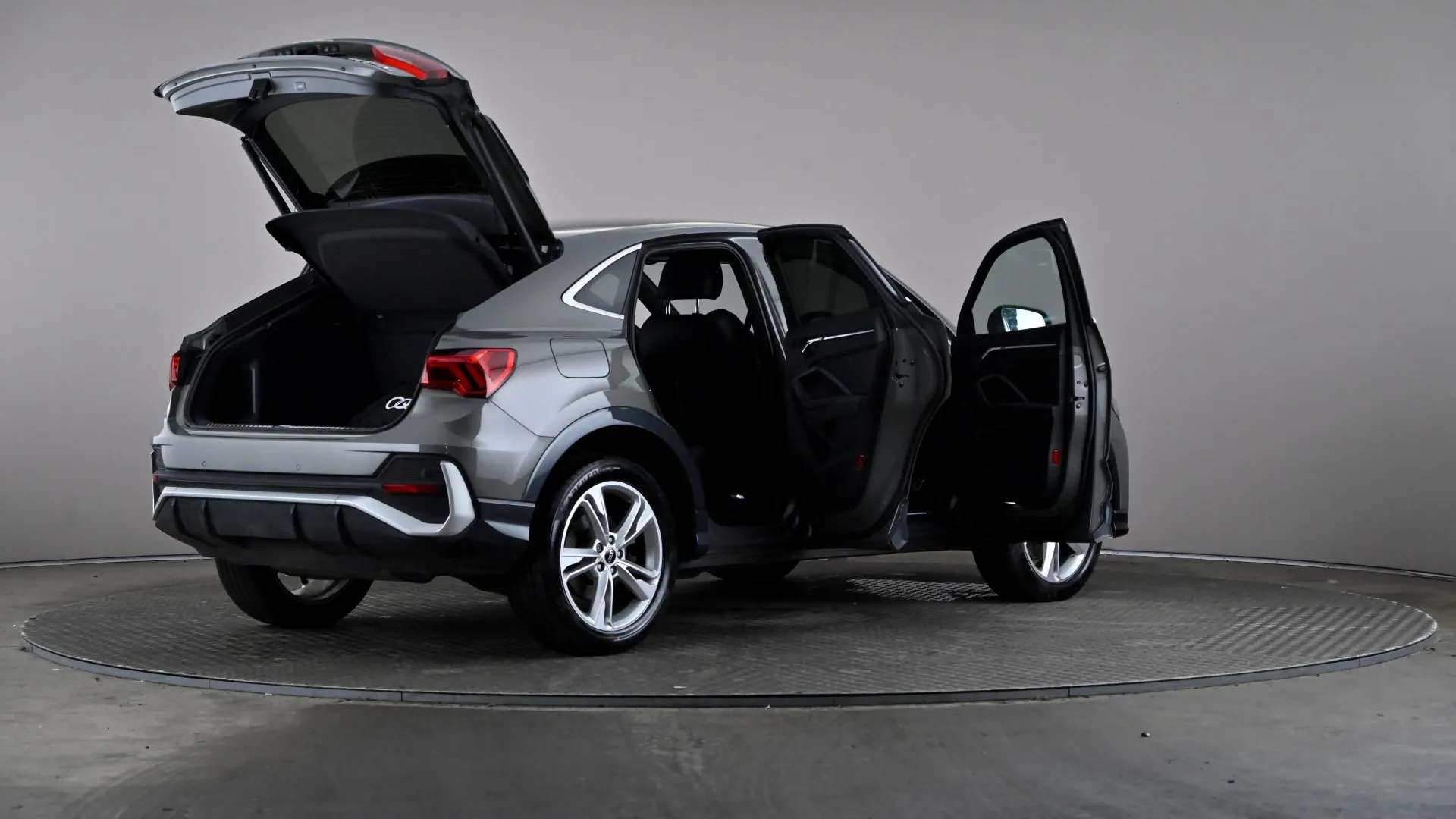 2024 AUDI Q3 2024 AUDI Q3