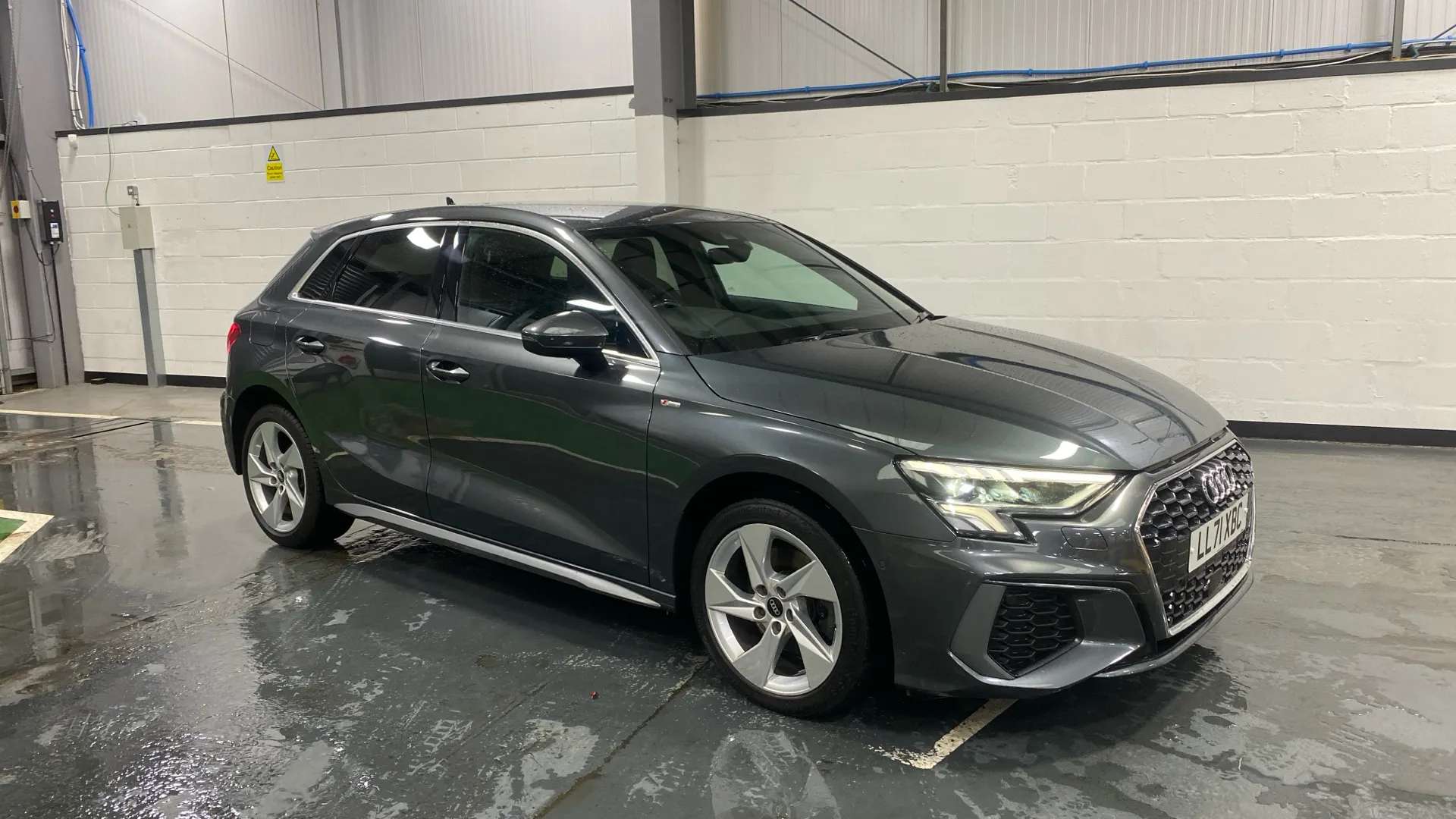 A 2021 AUDI A3 40 TFSI e S Line S Tronic A 2021 AUDI A3 40 TFSI e S Line S Tronic