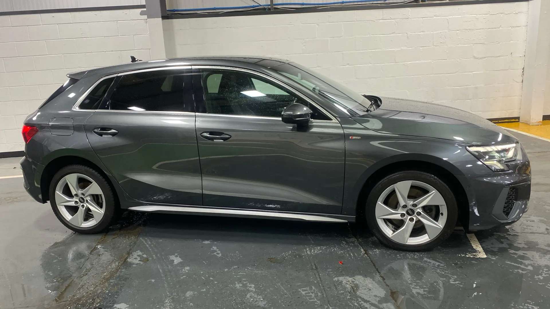 A 2021 AUDI A3 40 TFSI e S Line S Tronic A 2021 AUDI A3 40 TFSI e S Line S Tronic