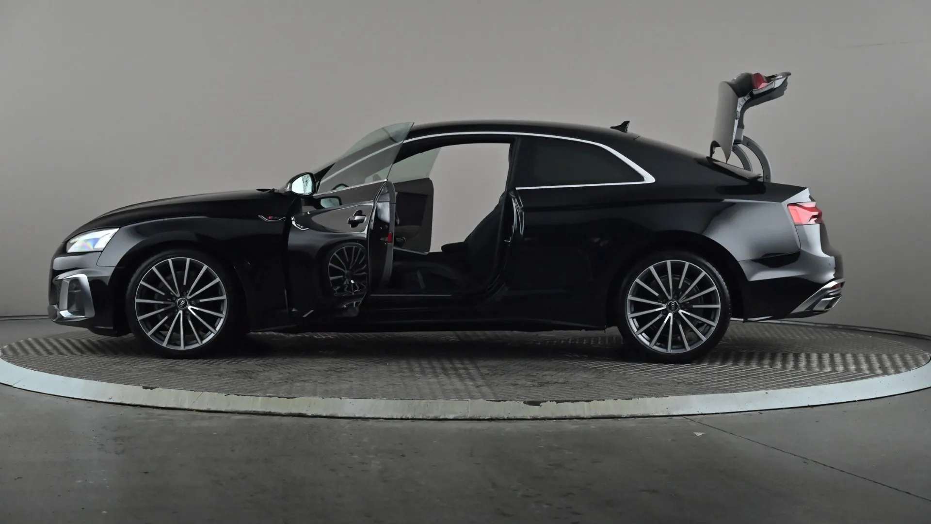 2021 AUDI A5 2021 AUDI A5