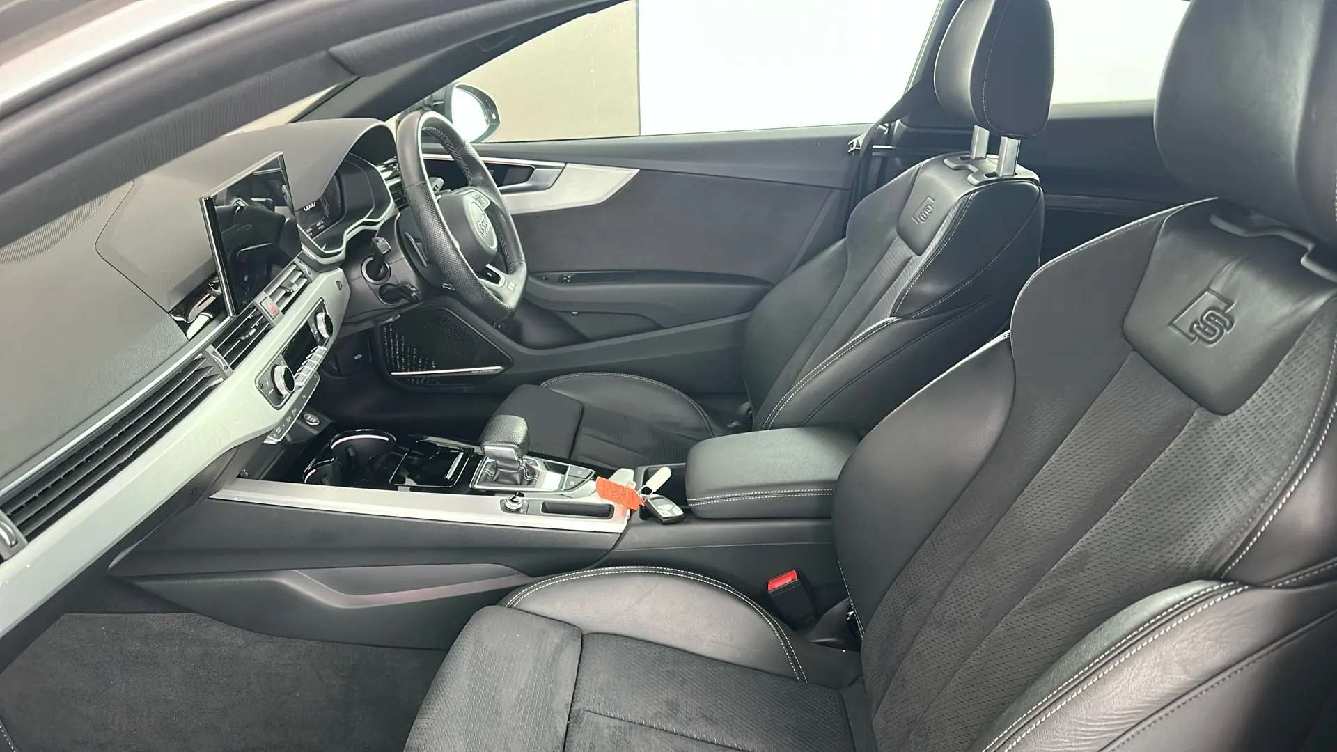 2021 AUDI A5 2021 AUDI A5