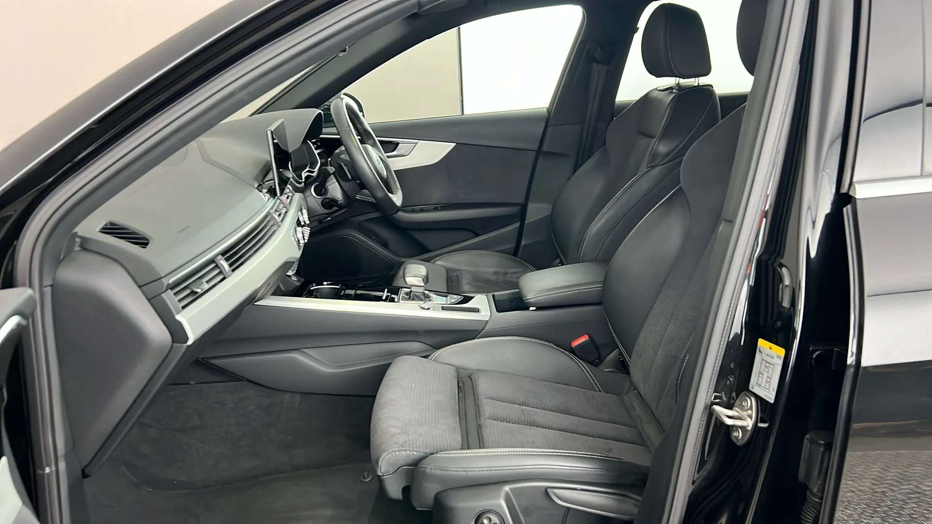 2022 AUDI A4 2022 AUDI A4