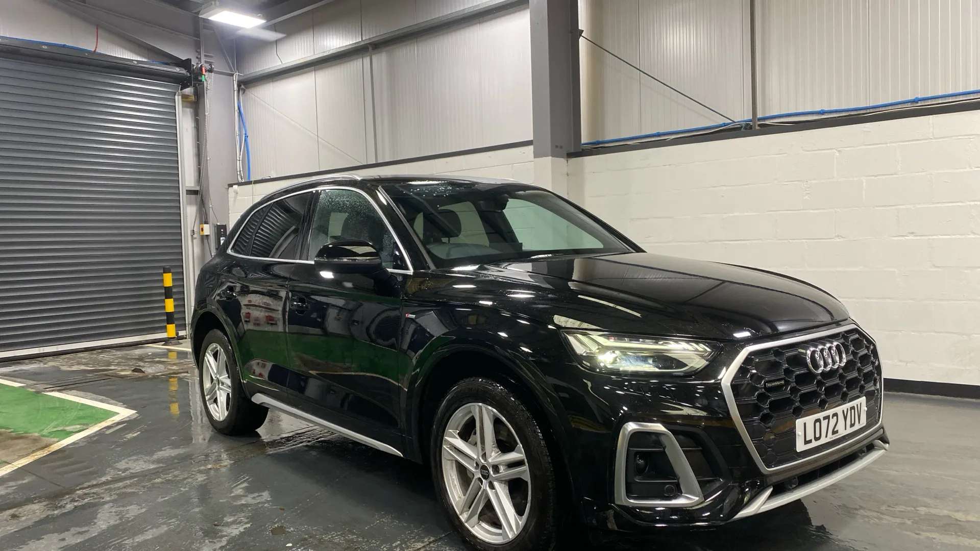 A 2023 AUDI Q5 40 TDI Quattro S Line S Tronic A 2023 AUDI Q5 40 TDI Quattro S Line S Tronic