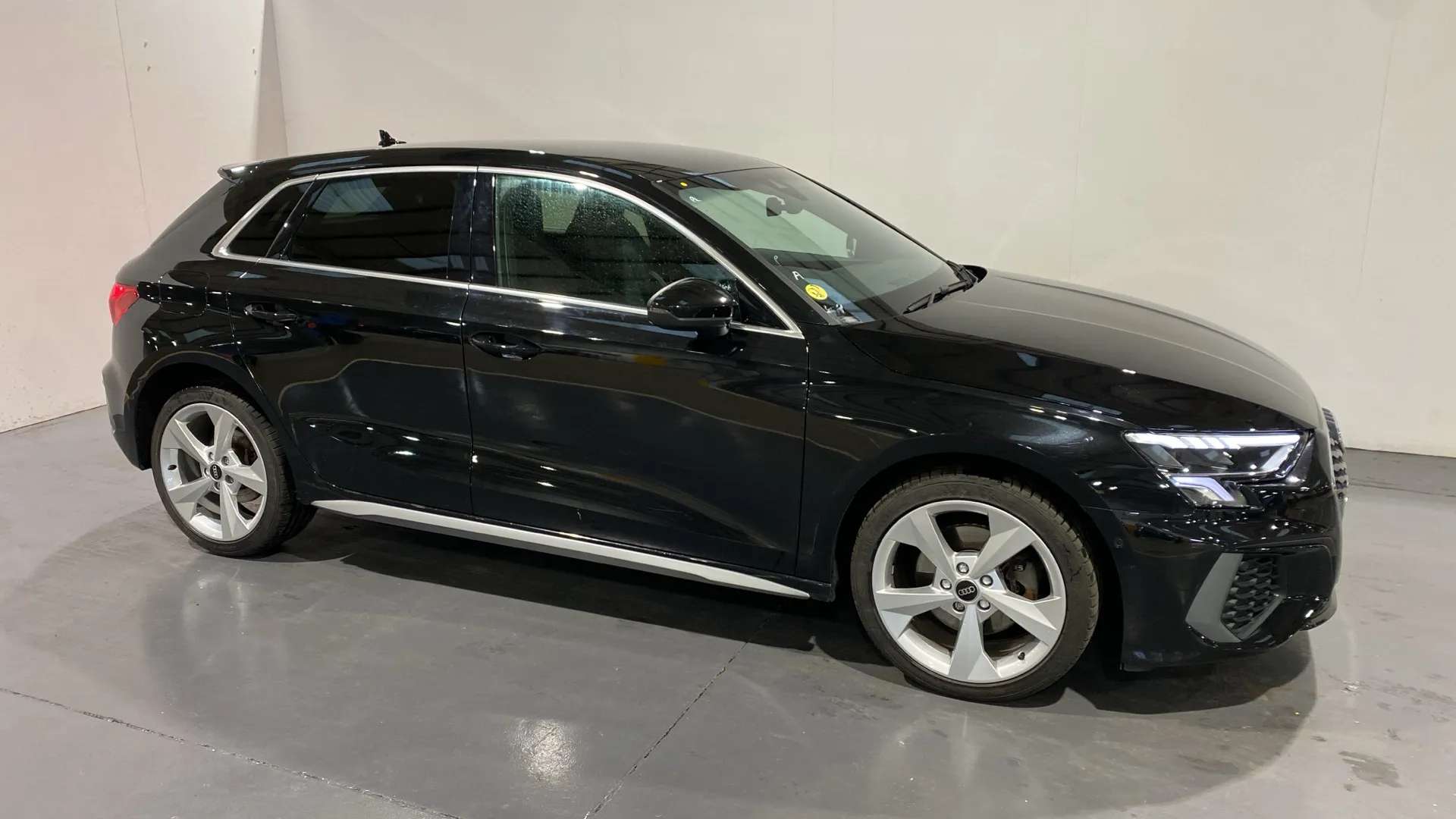 A 2023 AUDI A3 40 TFSI e S Line S Tronic A 2023 AUDI A3 40 TFSI e S Line S Tronic