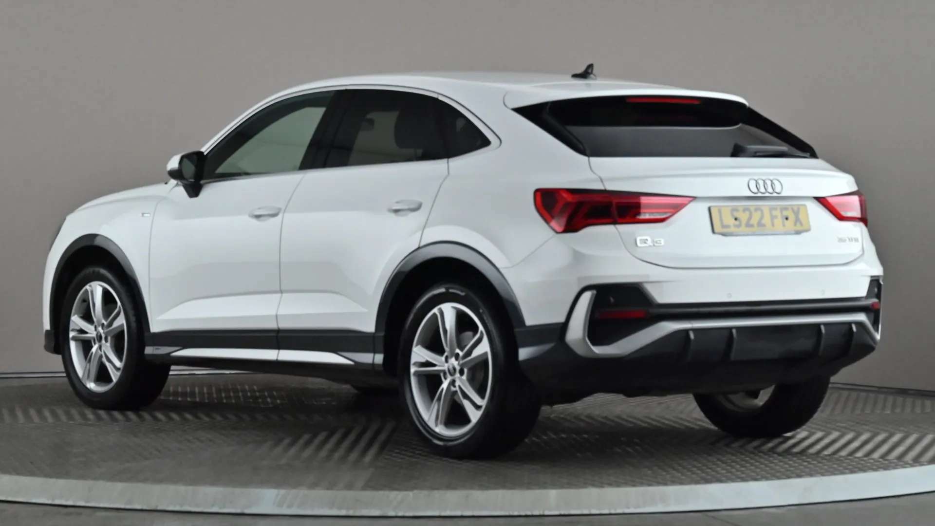 2022 AUDI Q3 2022 AUDI Q3