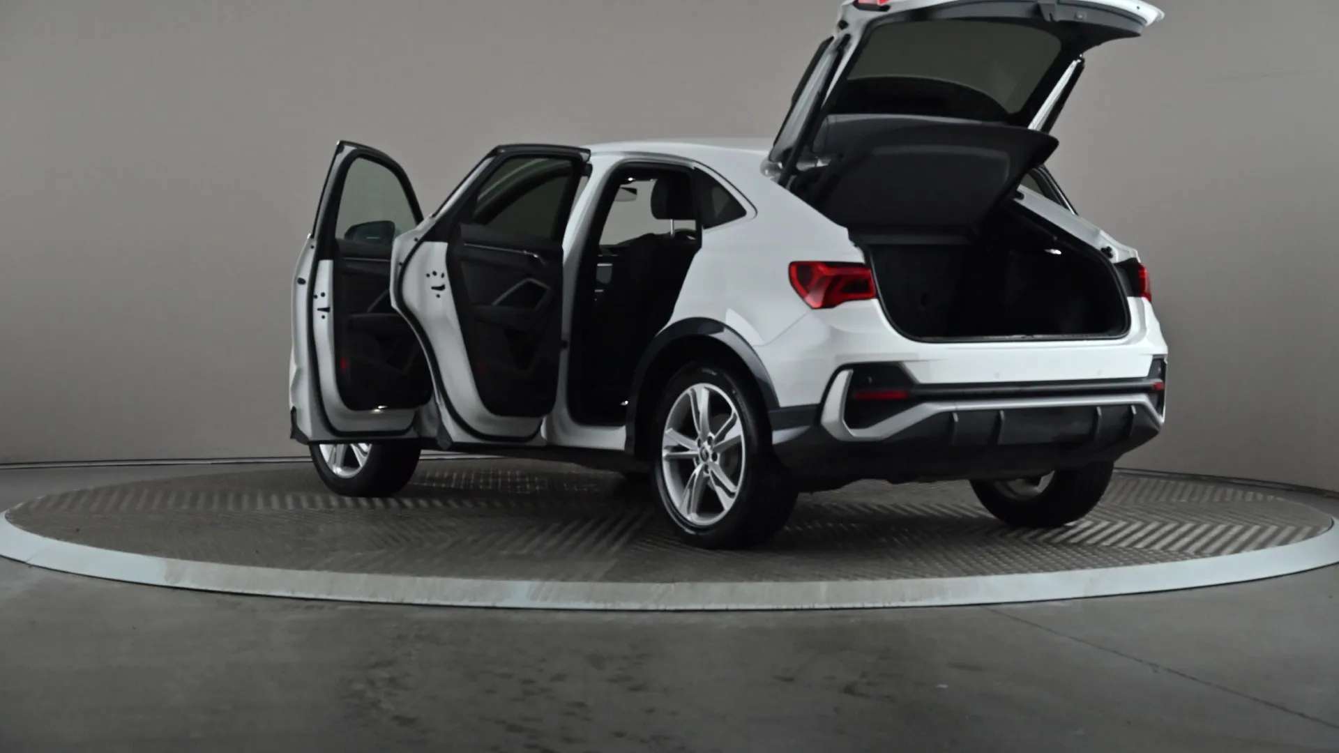 2022 AUDI Q3 2022 AUDI Q3