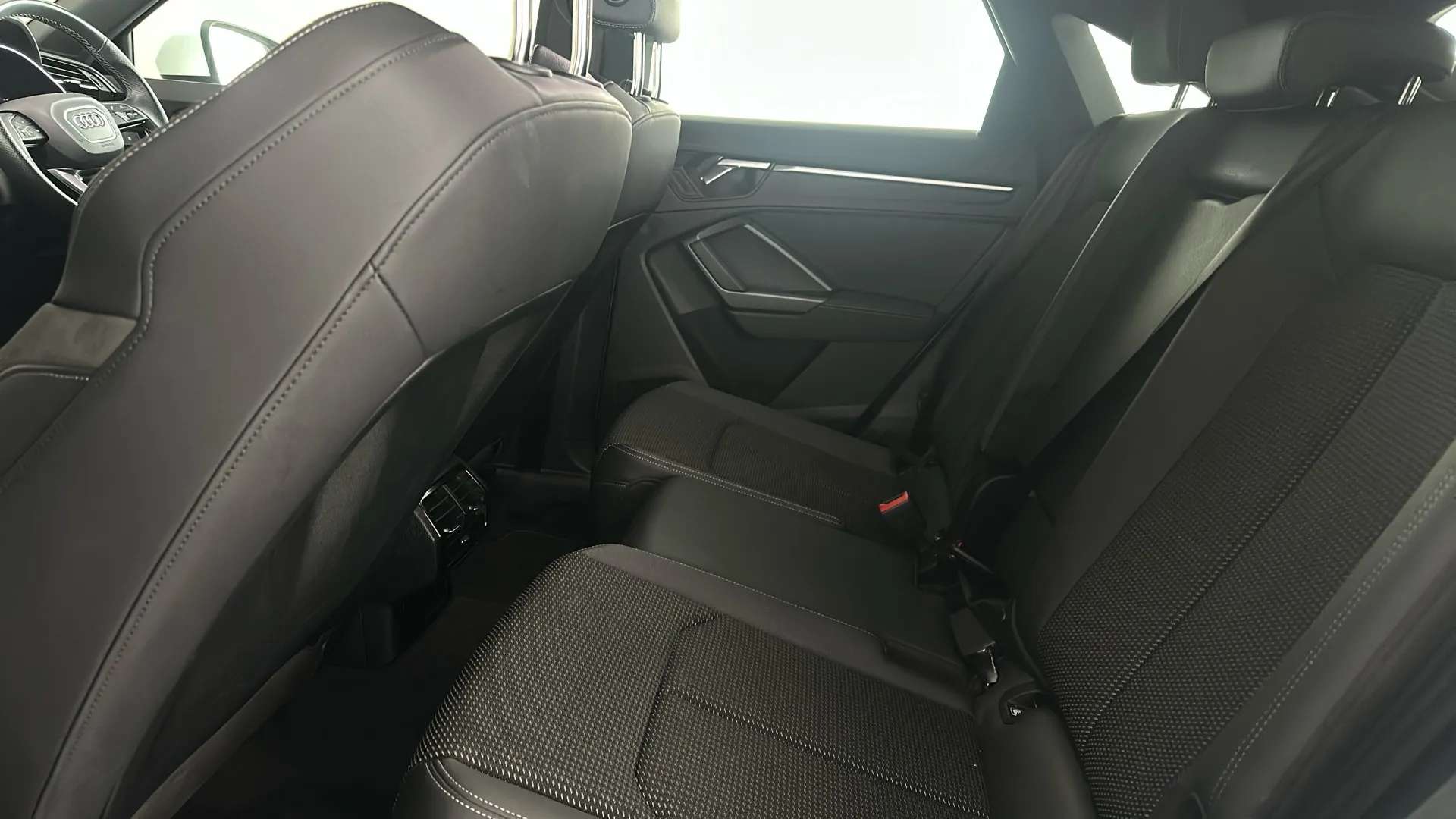 2022 AUDI Q3 2022 AUDI Q3