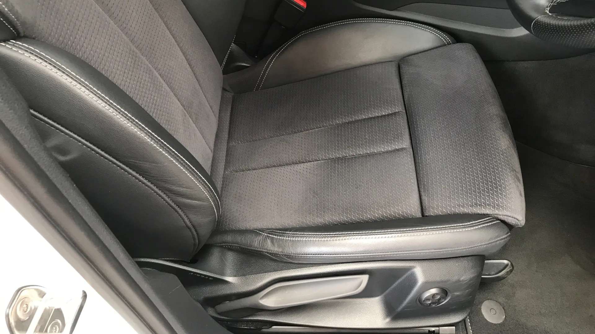 2022 AUDI A4 2022 AUDI A4