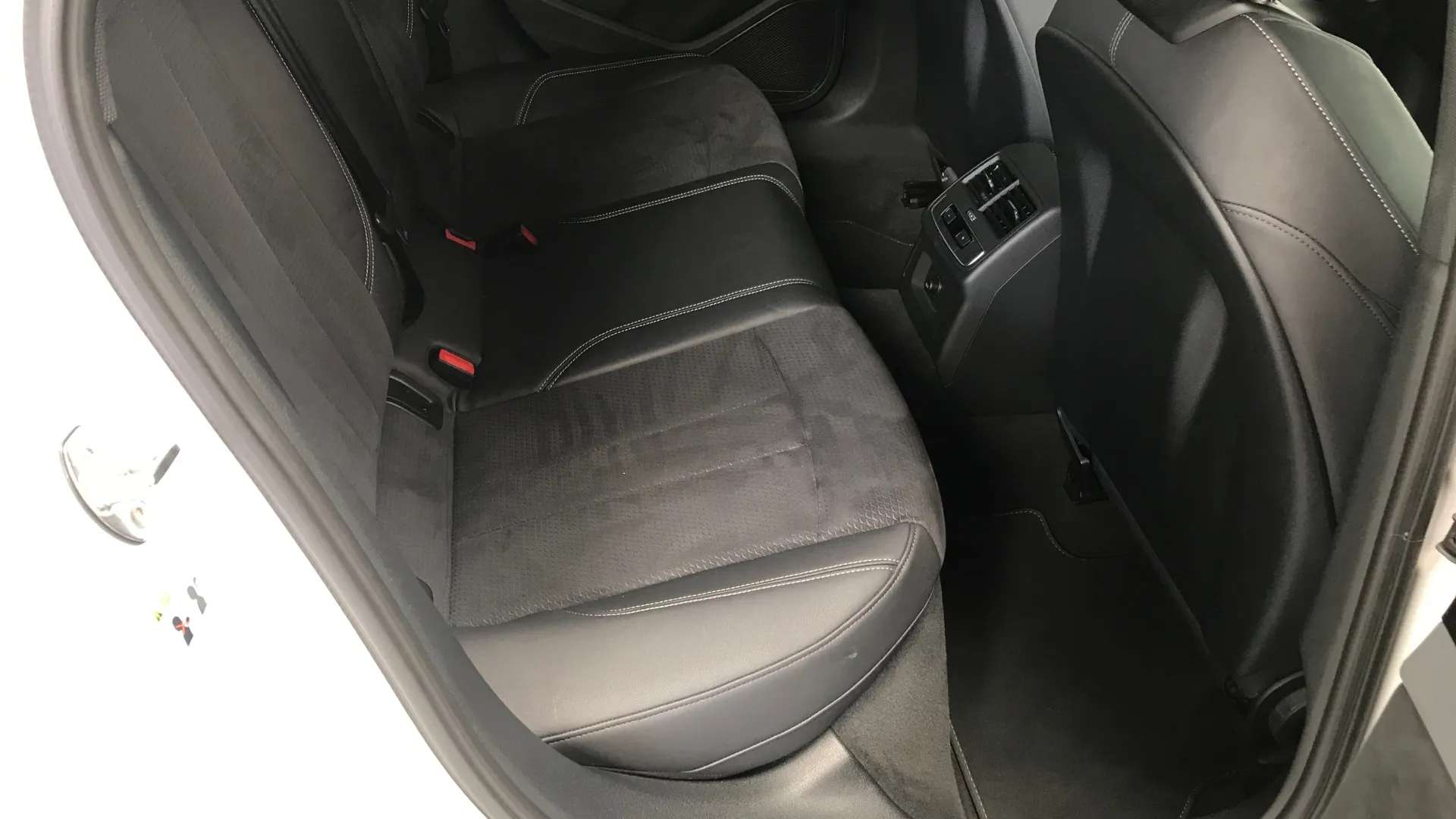 2022 AUDI A4 2022 AUDI A4