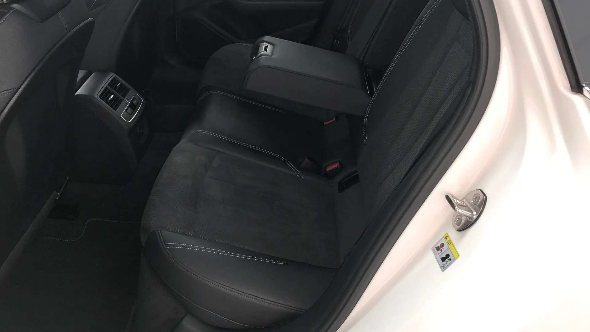 2022 AUDI A4 2022 AUDI A4