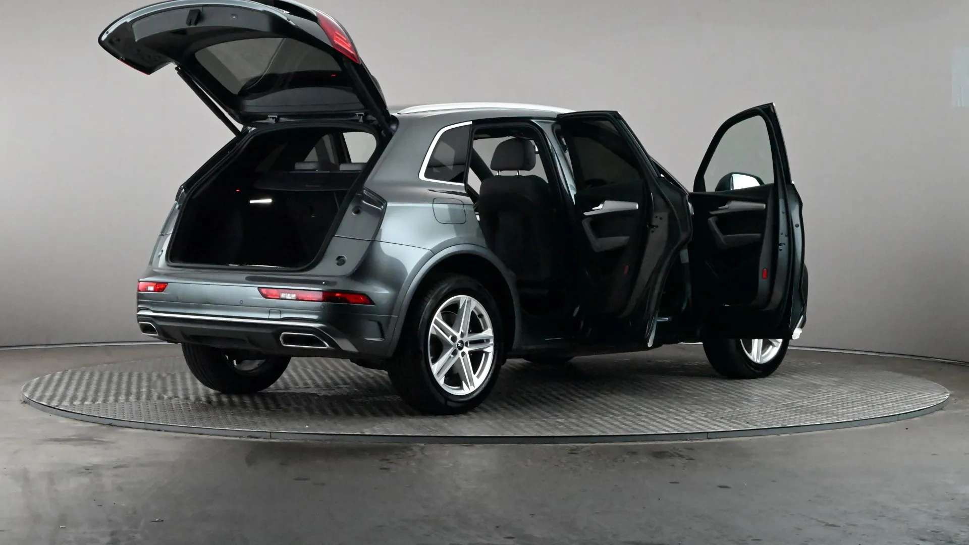 2023 AUDI Q5 2023 AUDI Q5
