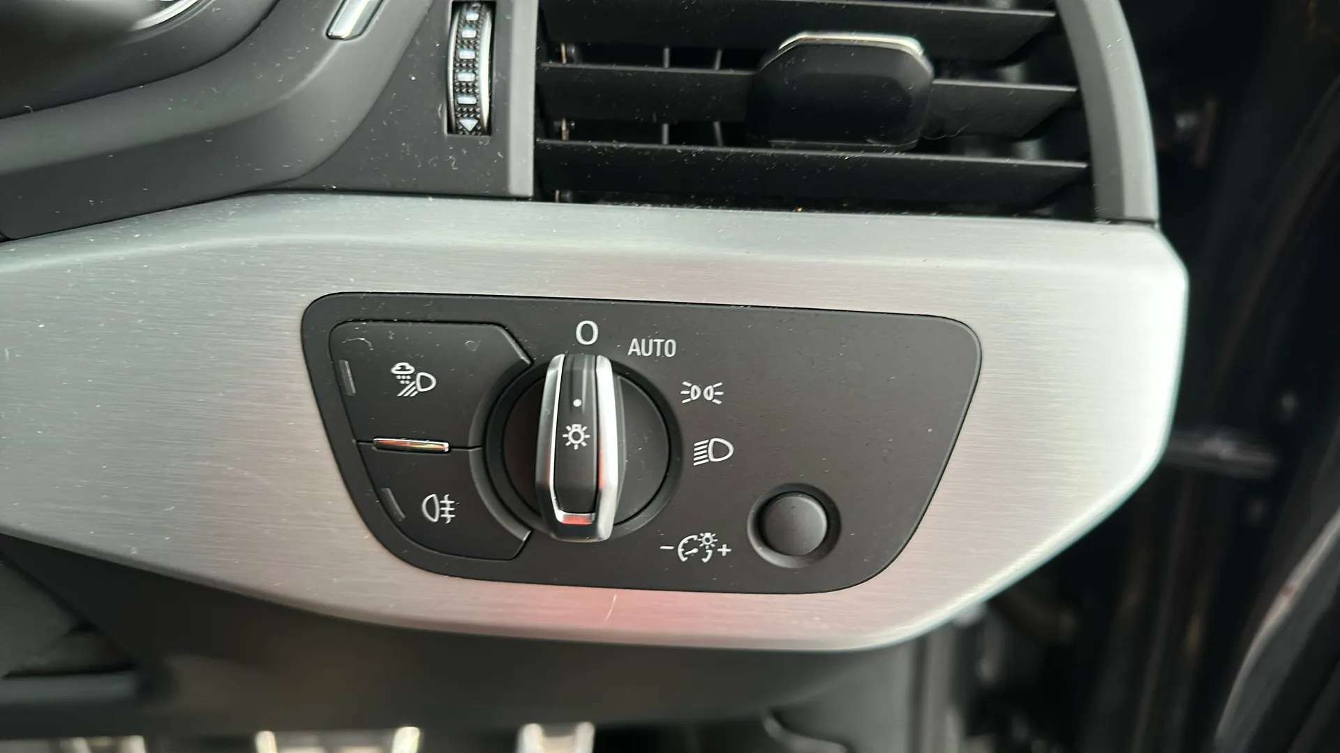 2019 AUDI A4 2019 AUDI A4