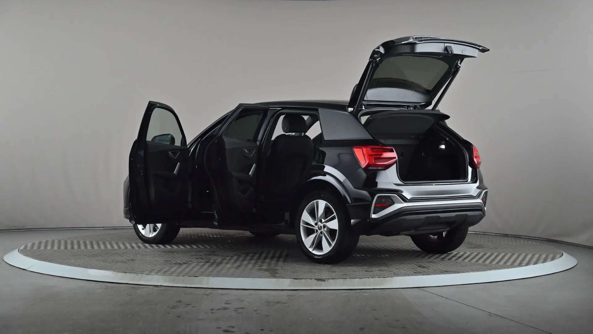 2023 AUDI Q2 2023 AUDI Q2