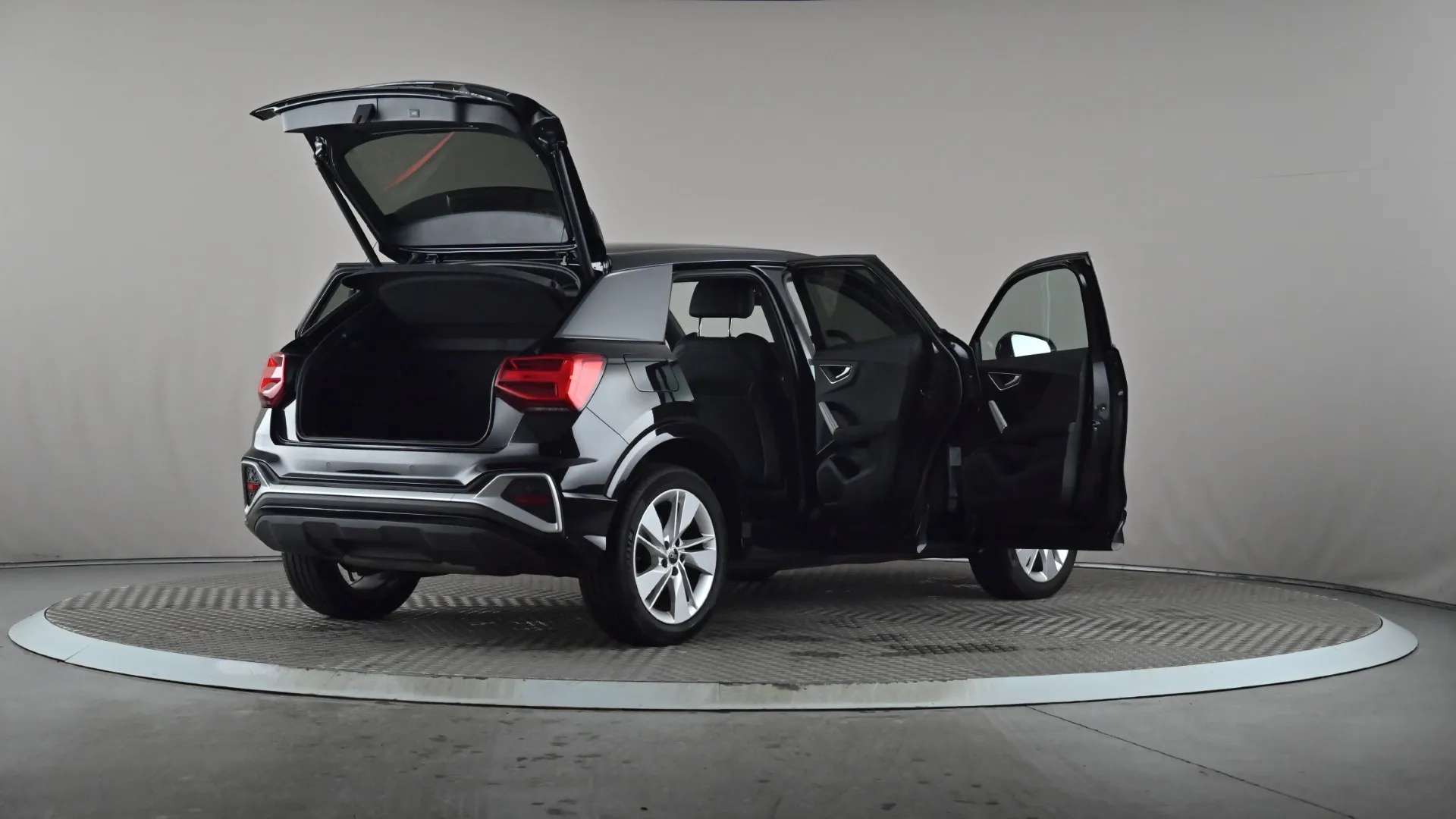 2023 AUDI Q2 2023 AUDI Q2