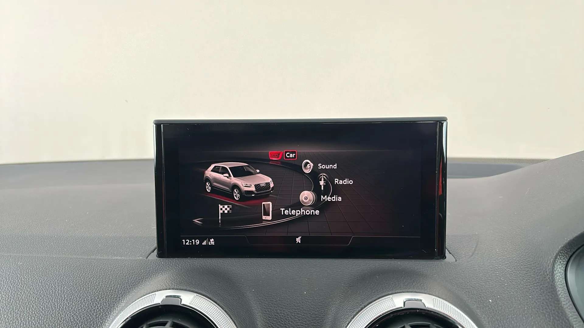 2023 AUDI Q2 2023 AUDI Q2