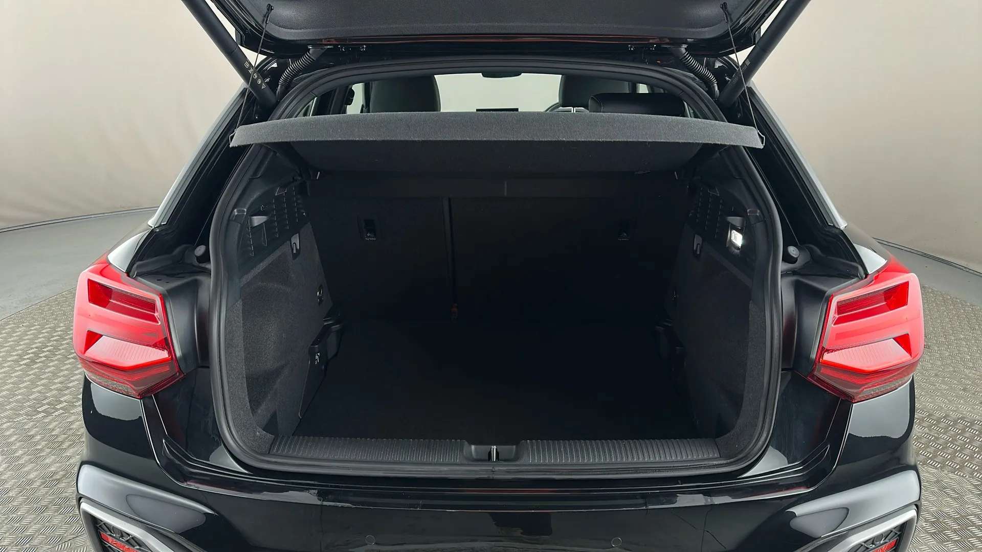 2023 AUDI Q2 2023 AUDI Q2