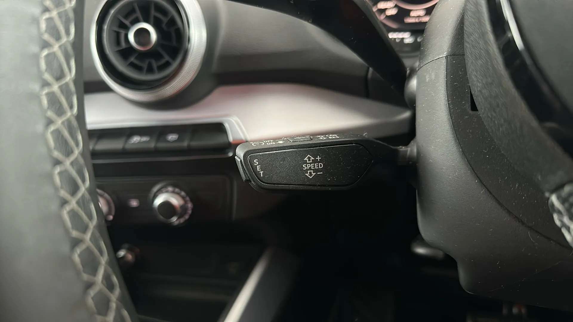 2023 AUDI Q2 2023 AUDI Q2