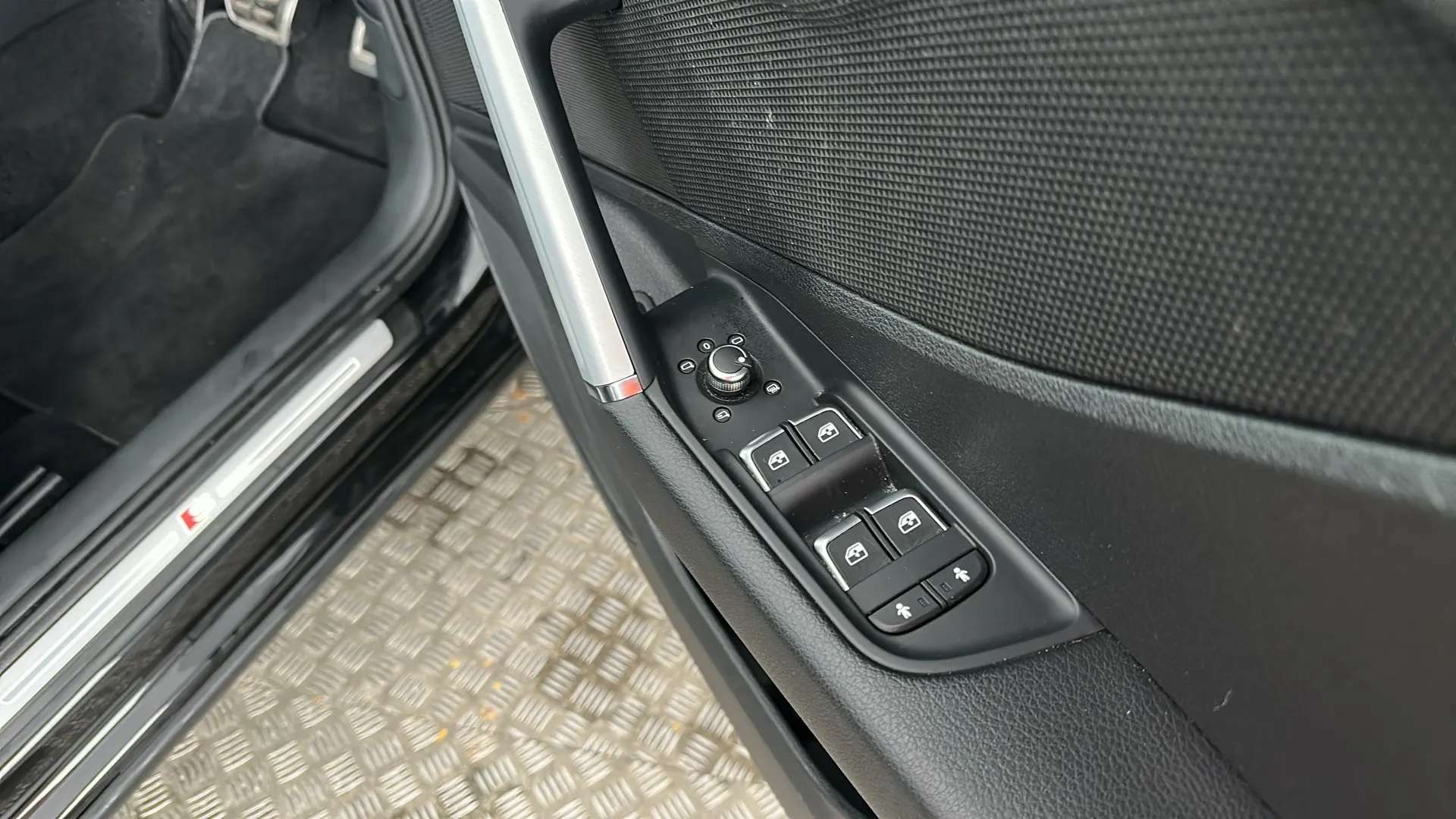 2023 AUDI Q2 2023 AUDI Q2