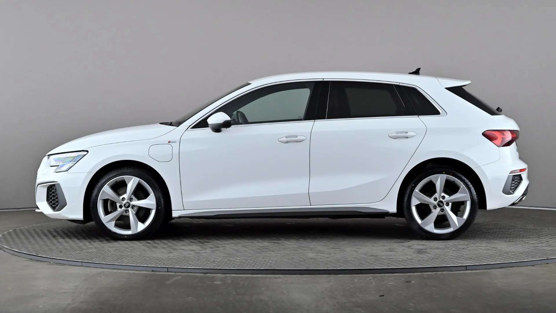 A 2022 AUDI A3 40 TFSI e S Line S Tronic A 2022 AUDI A3 40 TFSI e S Line S Tronic